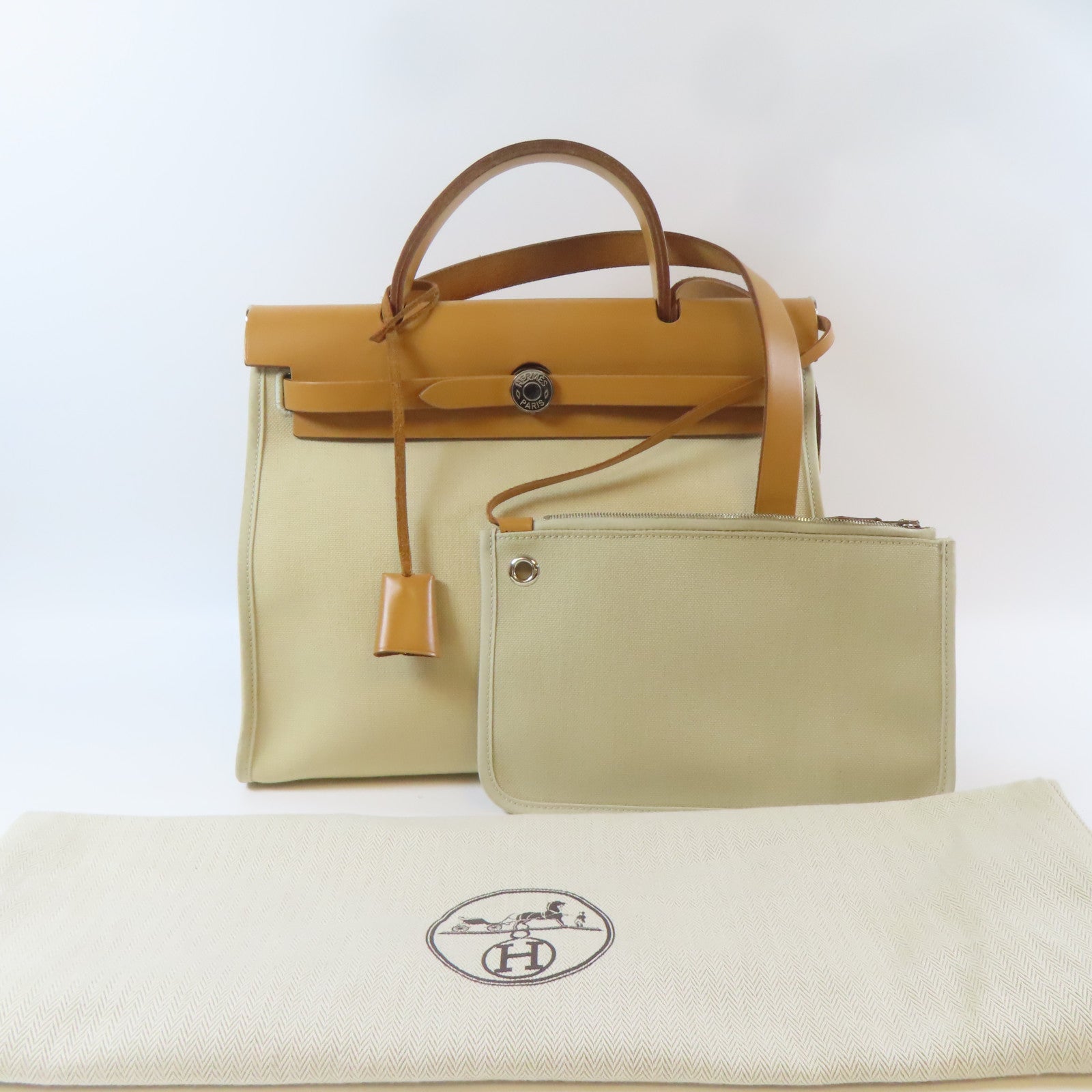 HERMES Toile H帆布Herbag PM銀扣手挽肩背兩用袋風衣卡其色