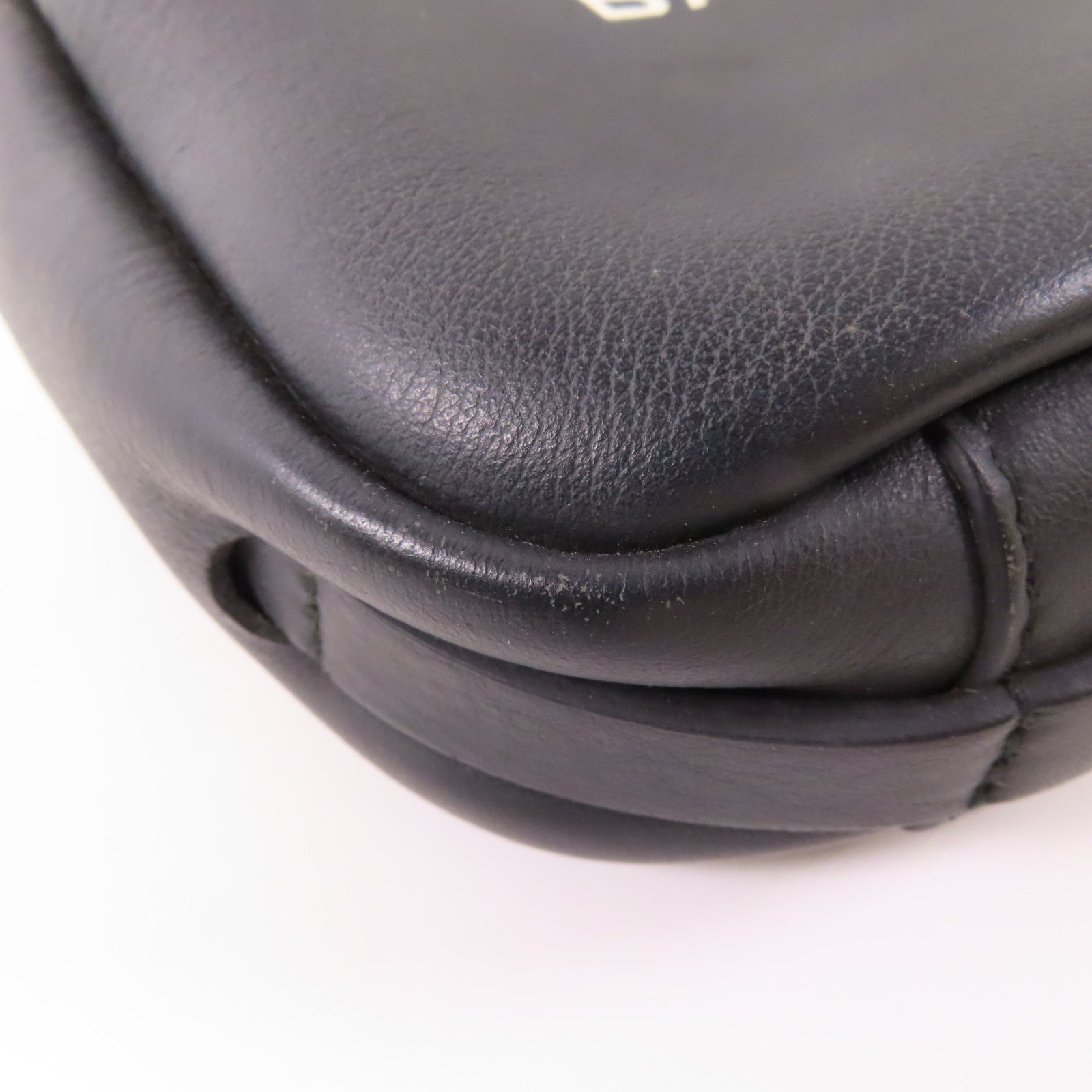 BALENCIAGA 牛皮皮革Camera Bag銀扣肩背袋