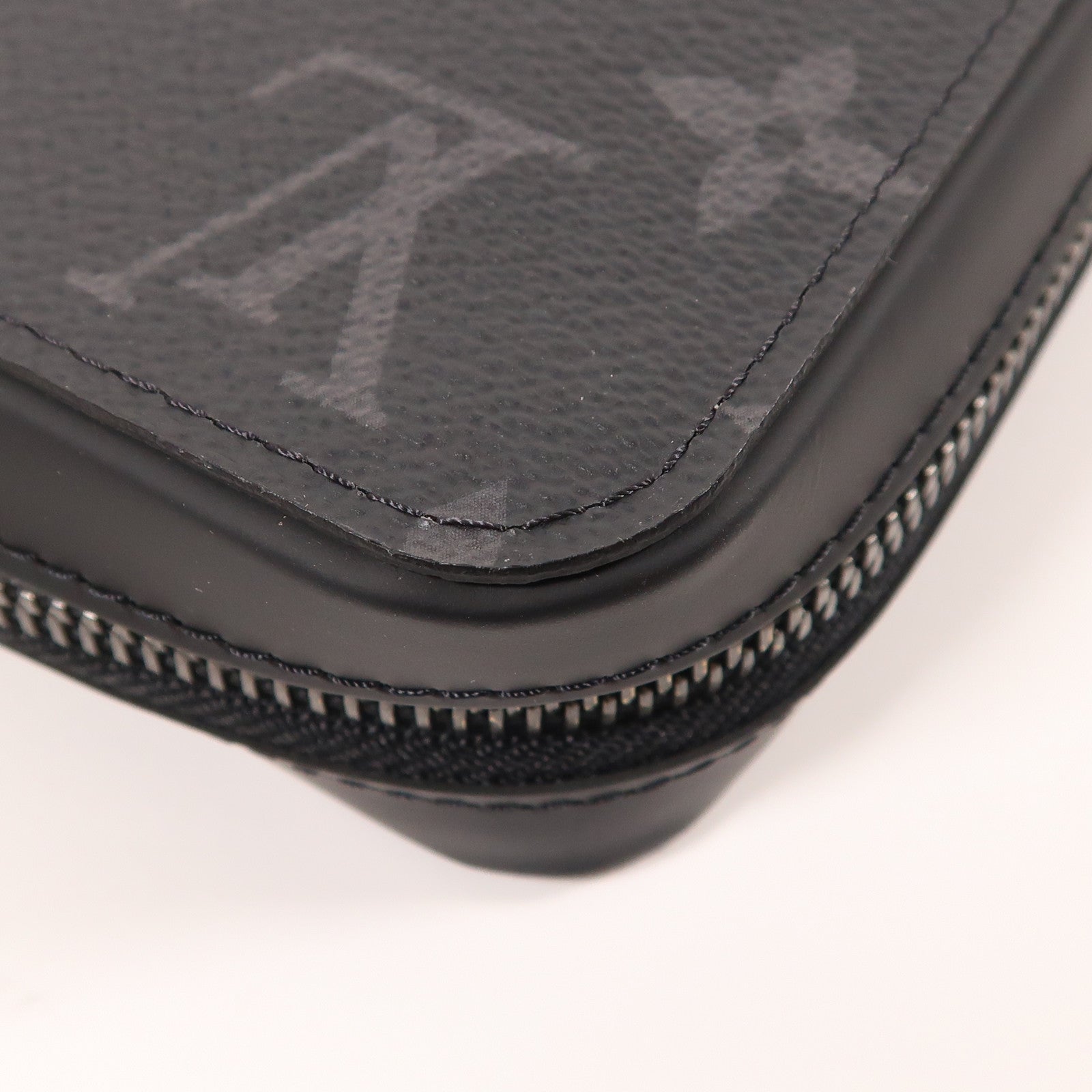 LOUIS VUITTON Monogram Eclipse Zippy XL Wallet長錢包