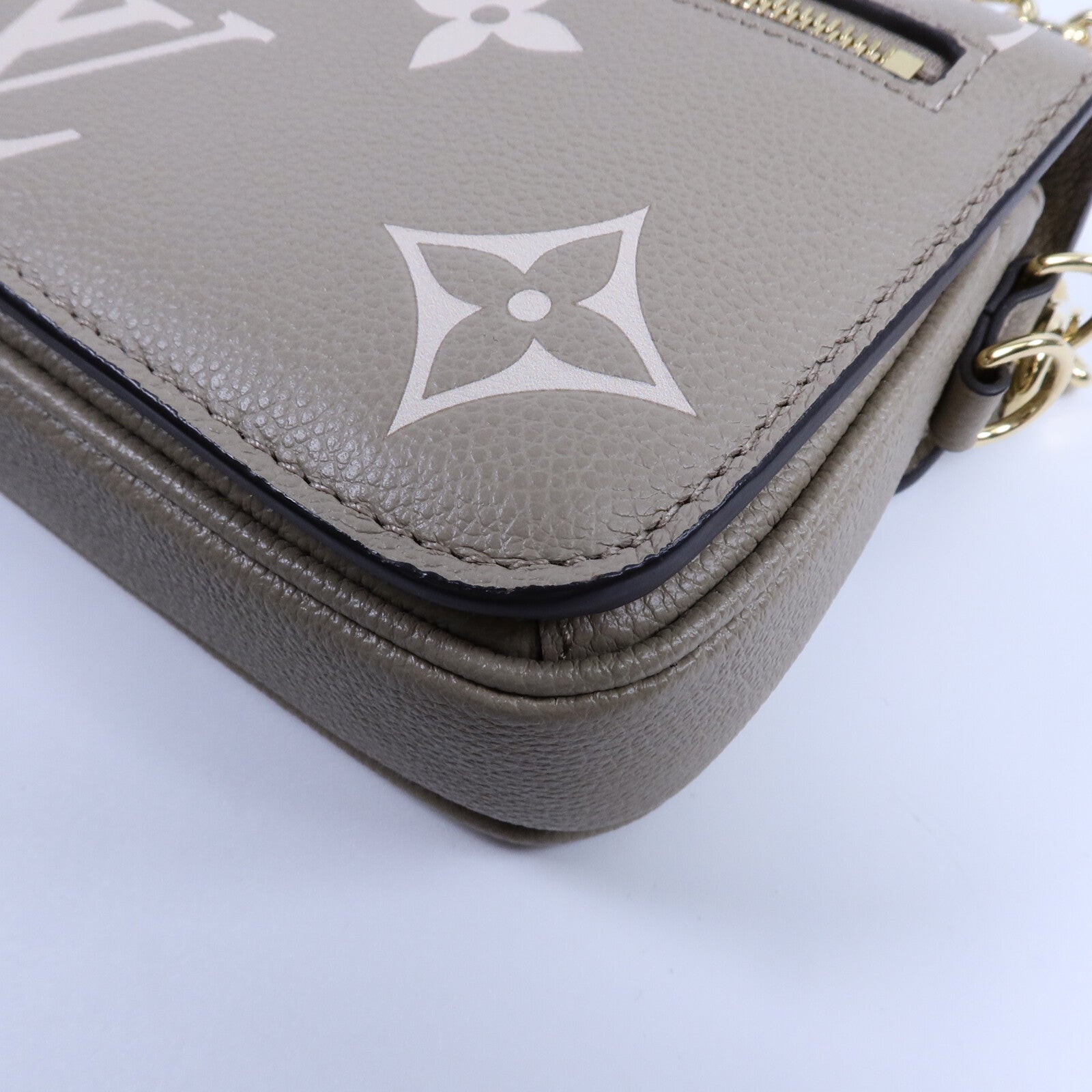 LOUIS VUITTON Monogram Empreinte Pochette Metis East West手挽肩背兩用袋