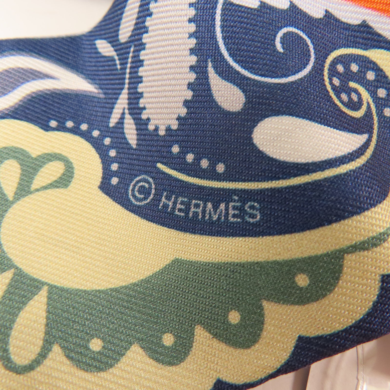 HERMES 絲質Twilly絲巾