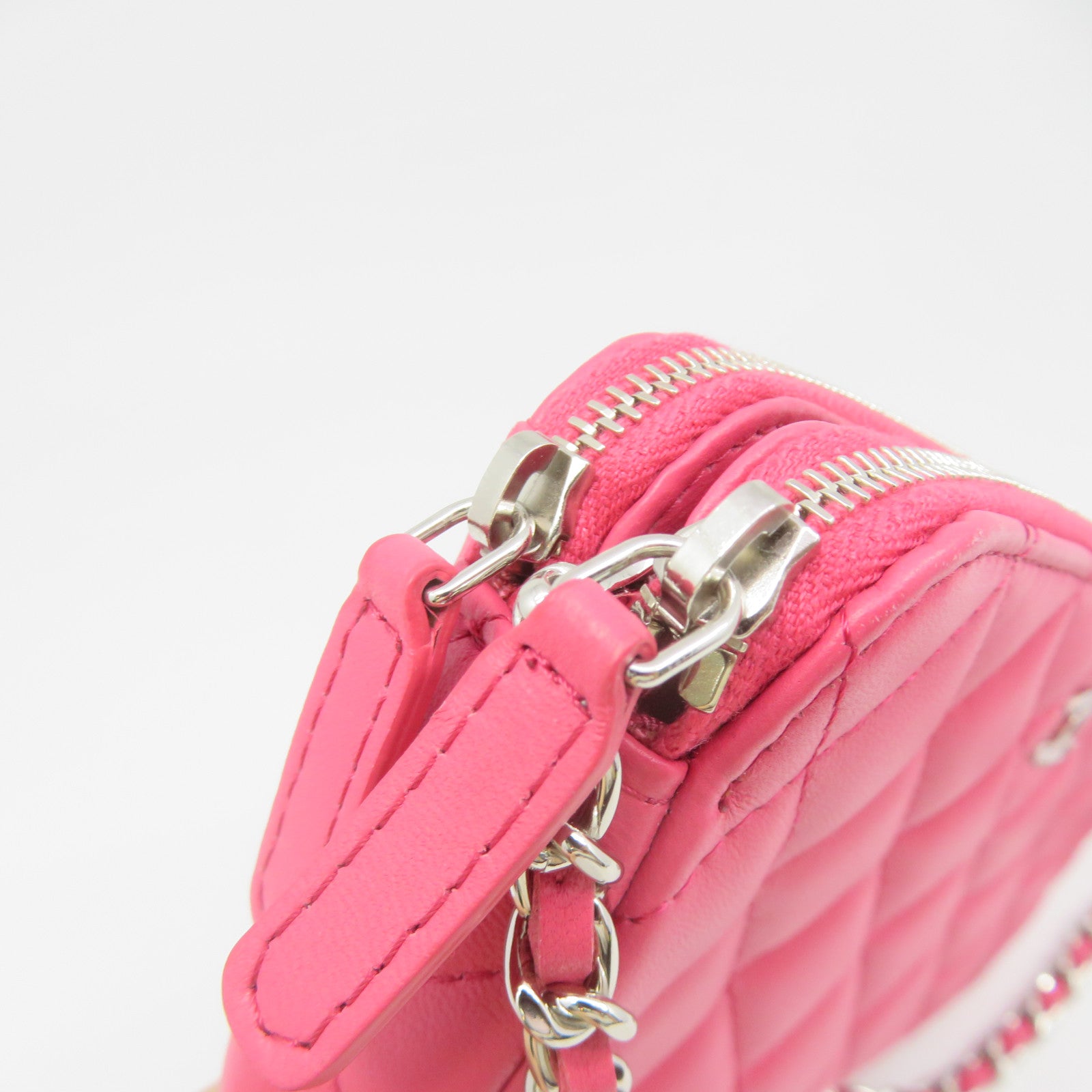 CHANEL 菱格羊皮皮革Chain Shoulder Bag银扣链带肩背袋粉红色
