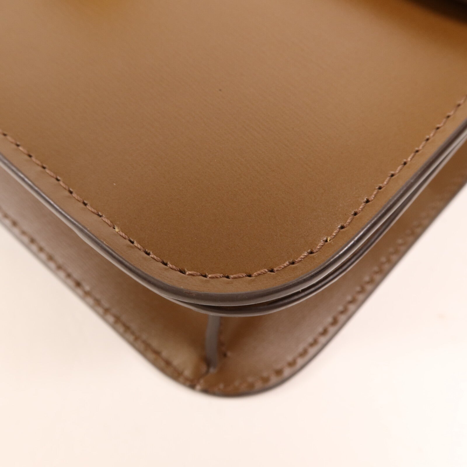 CELINE 牛皮皮革Mini Classic Box金扣肩背袋