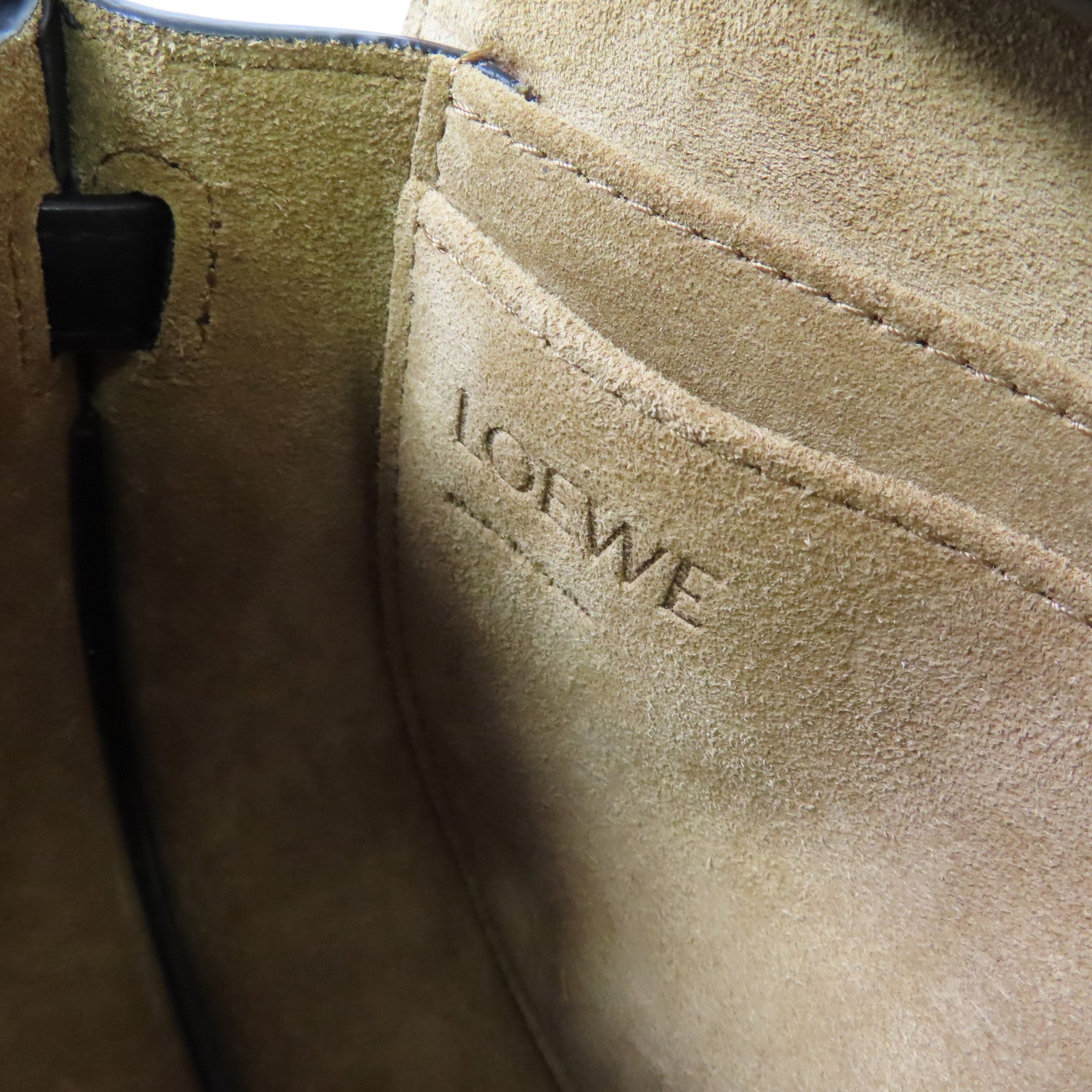 LOEWE 【激減優惠】牛皮皮革Mini Gate Shoulder Bag銀扣肩背袋黑色