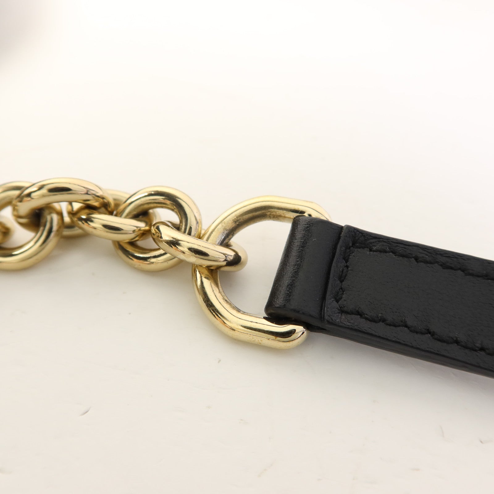 Salvatore Ferragamo 【激減優惠】牛皮皮革Gancini Camera Bag金扣肩背袋