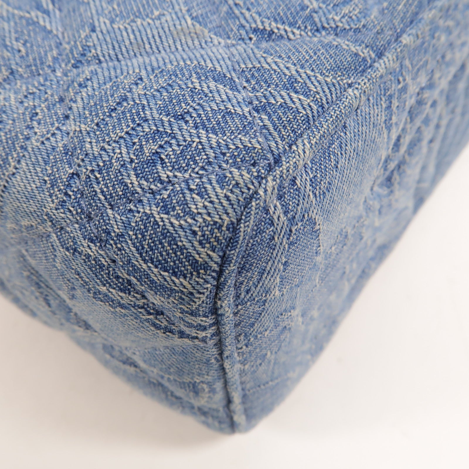 CHANEL Denim Sweetheart Crush Vanity Case肩背袋