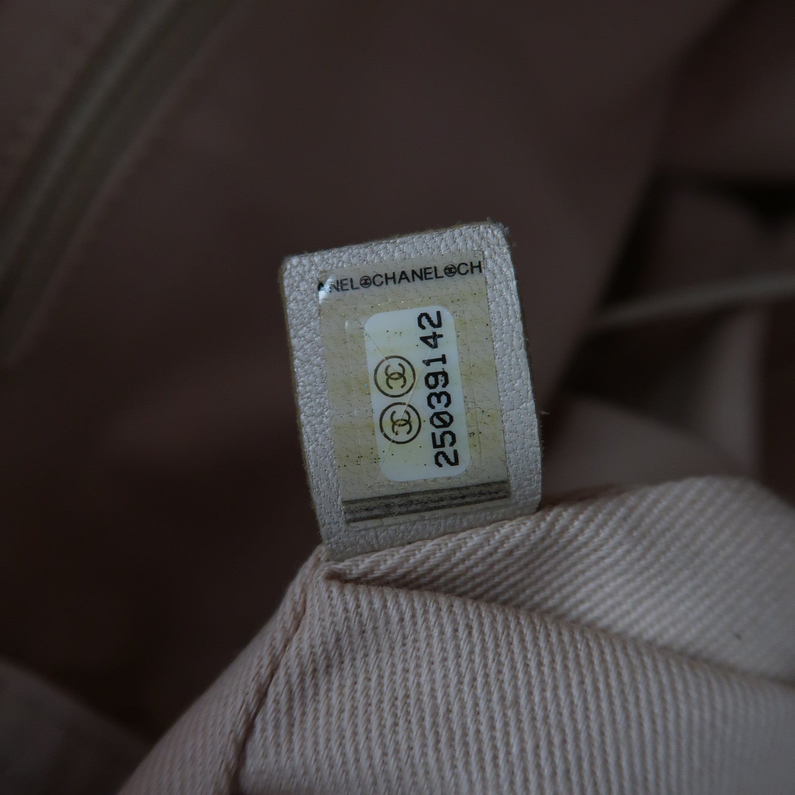 CHANEL 帆布Deauville Tote金扣手挽肩背兩用袋米色