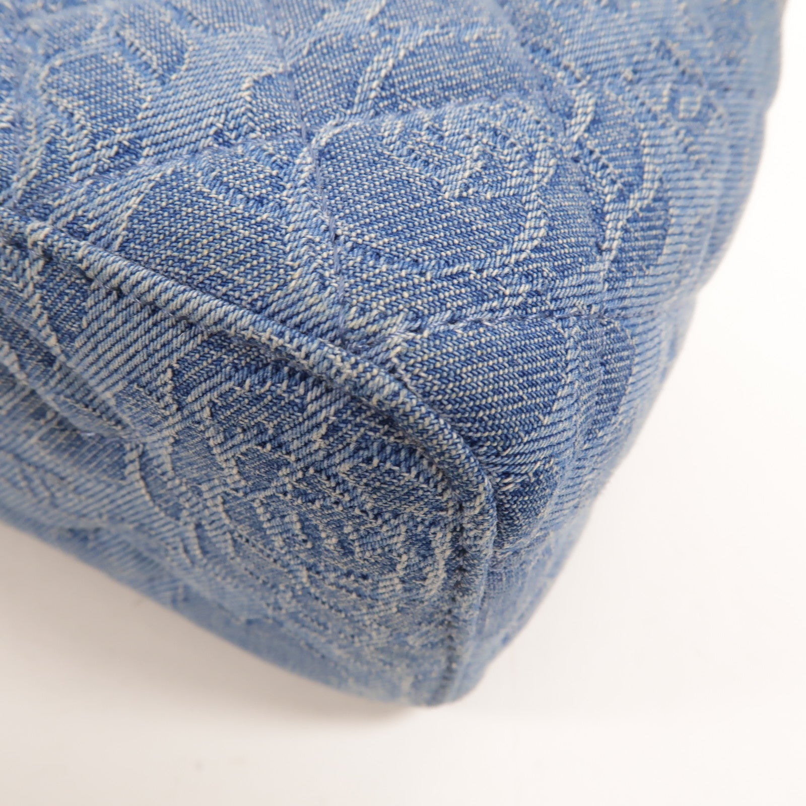 CHANEL Denim Sweetheart Crush Vanity Case肩背袋