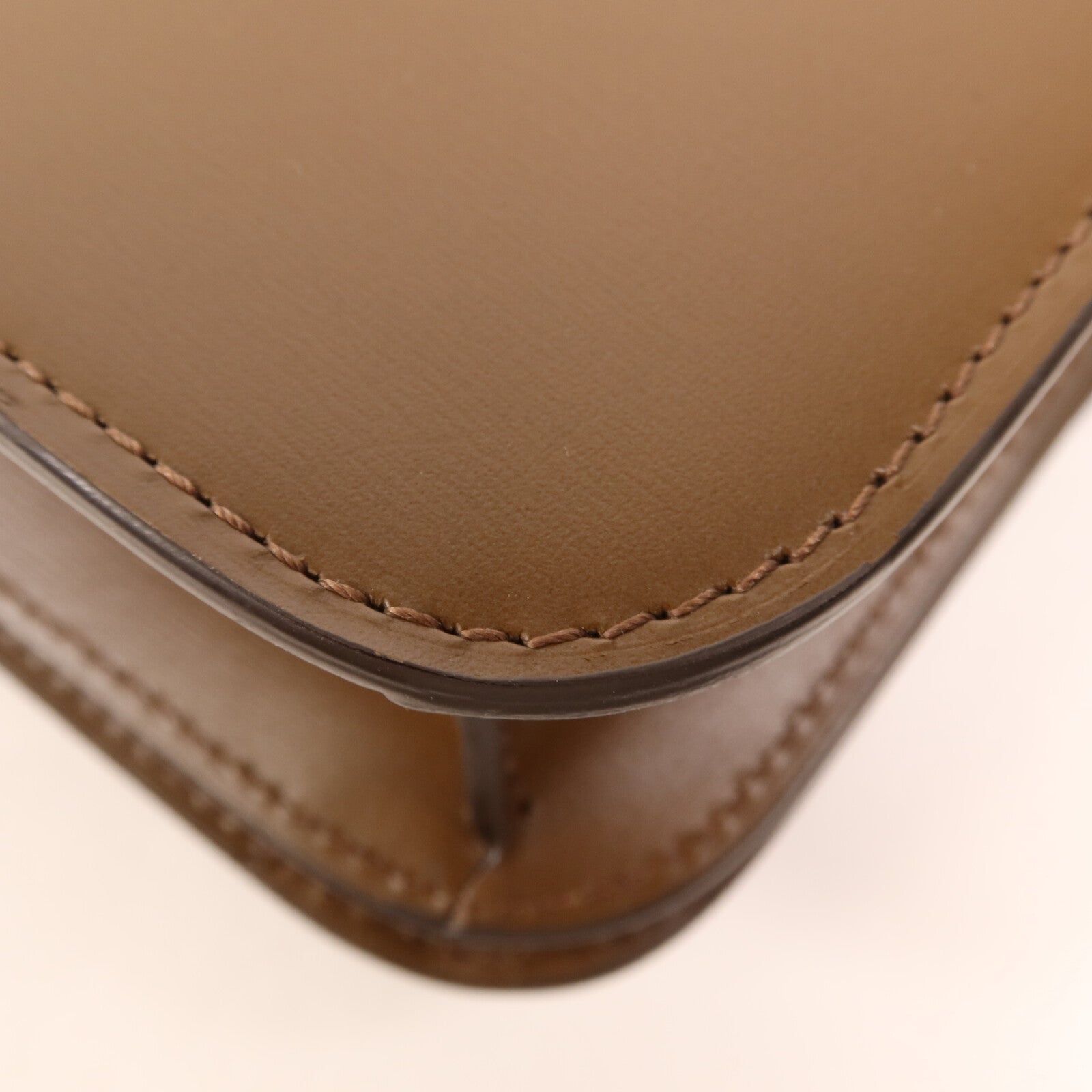 CELINE 牛皮皮革Mini Classic Box金扣肩背袋