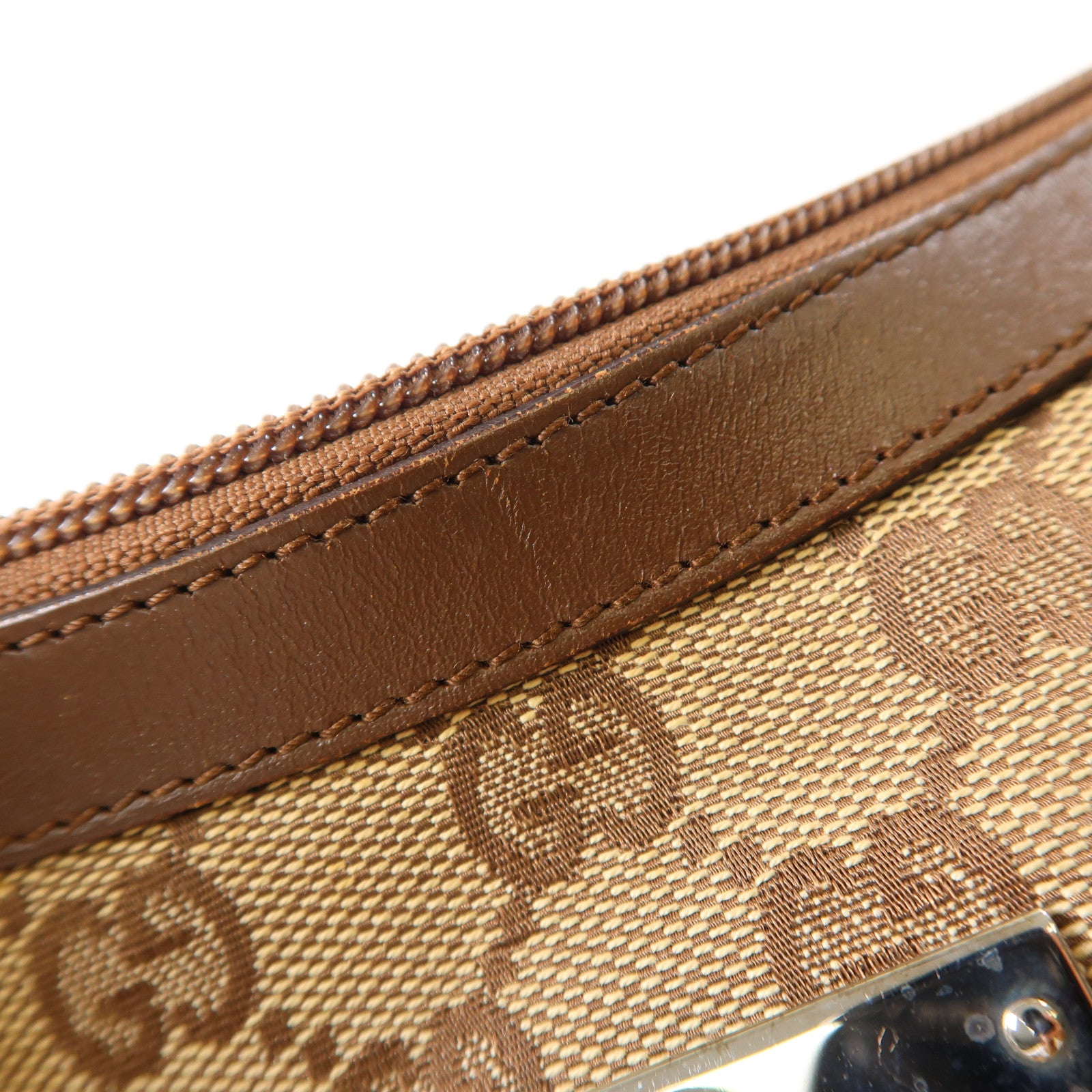 GUCCI 帆布Shoulder Bag銀扣肩背袋啡色