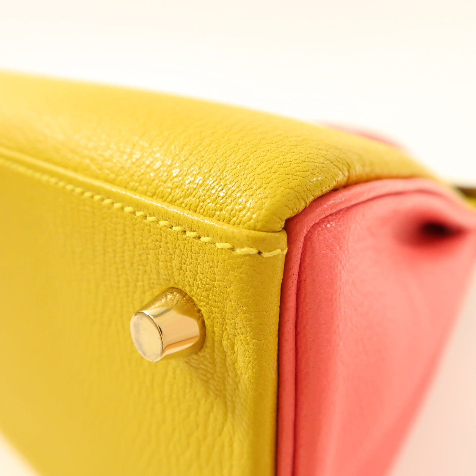 HERMES 【激減優惠】Chevre皮革Kelly 28金扣手挽肩背兩用袋Rose Azalee/Jaune Ambre