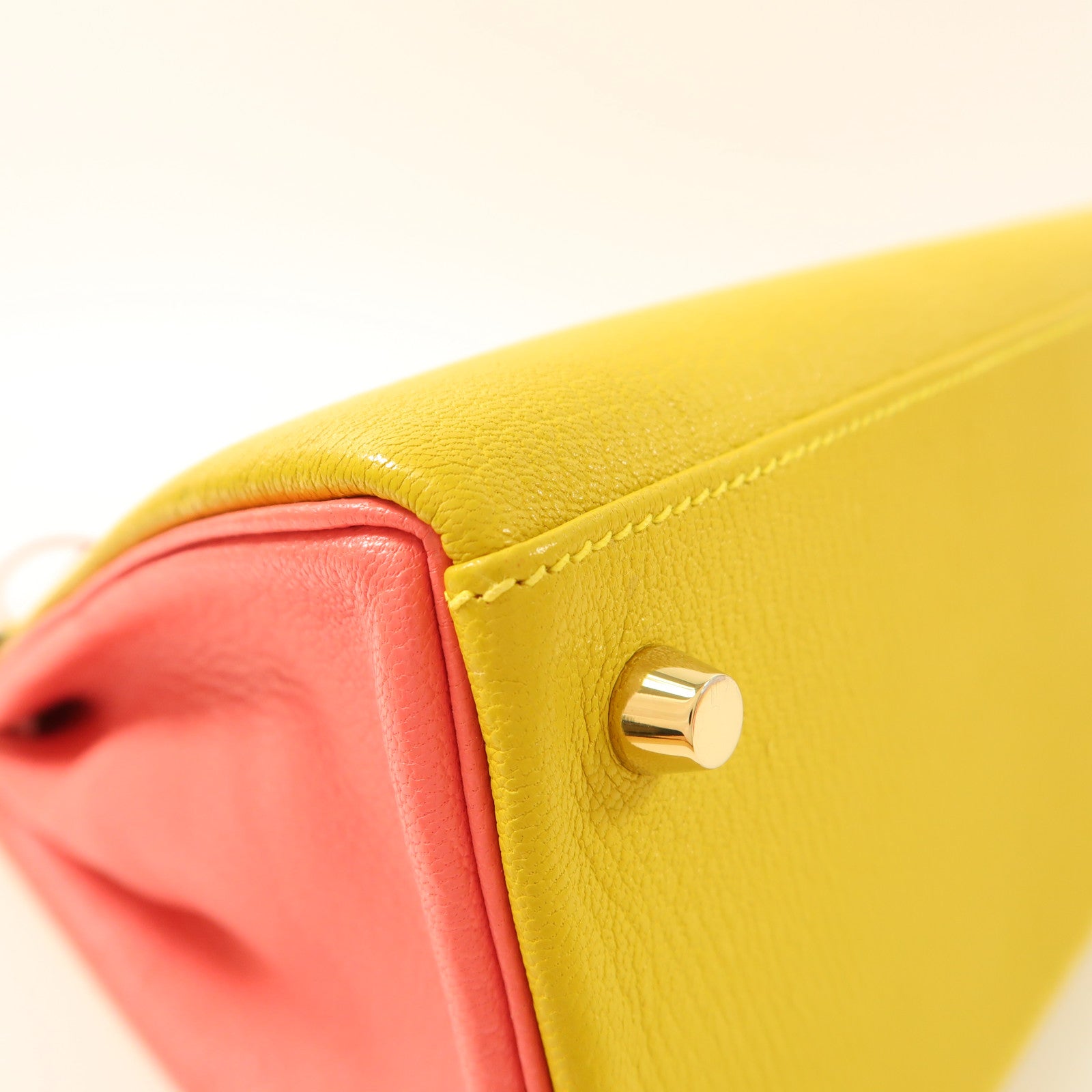 HERMES 【激減優惠】Chevre皮革Kelly 28金扣手挽肩背兩用袋Rose Azalee/Jaune Ambre