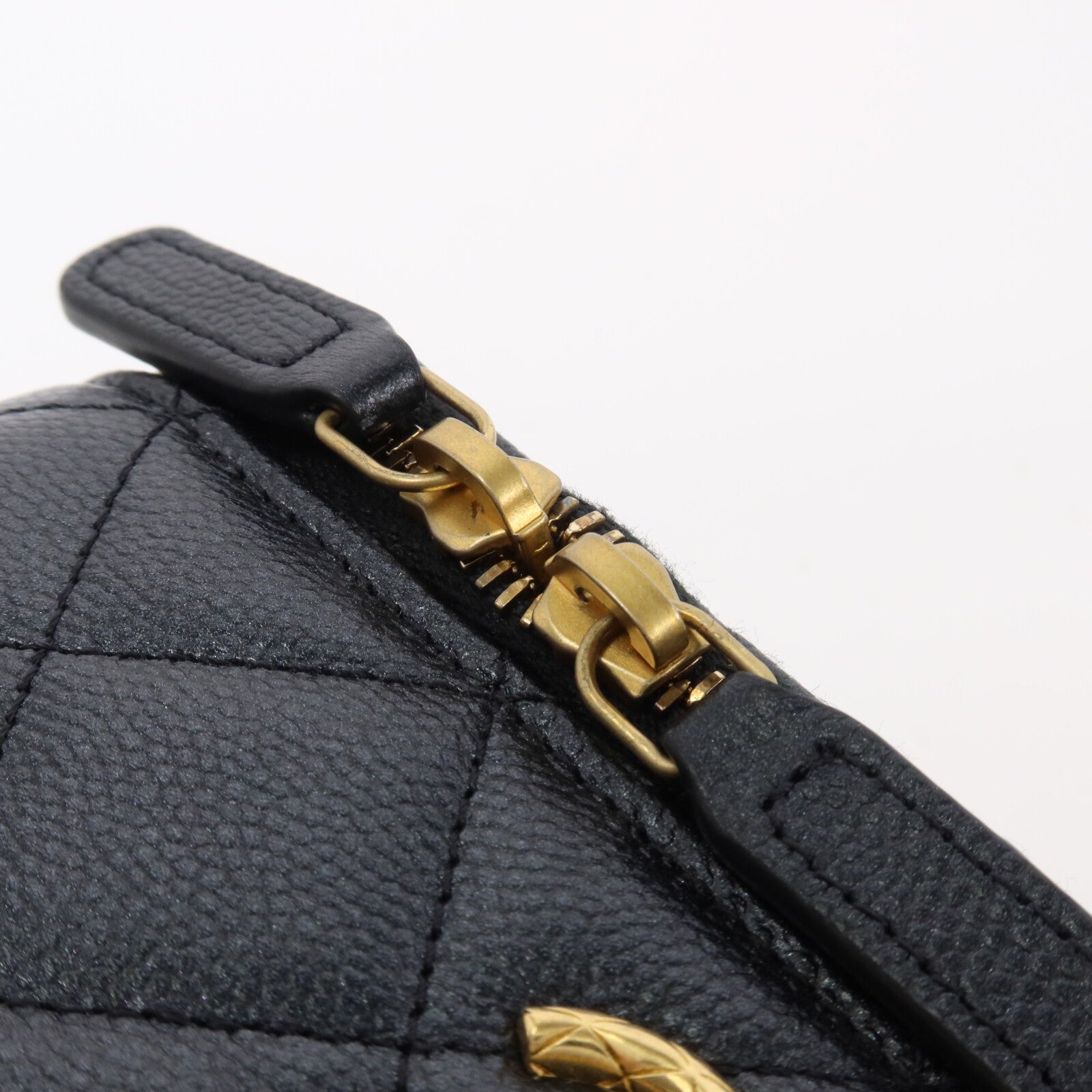 CHANEL 牛皮皮革Vanity Case鏈帶肩背袋