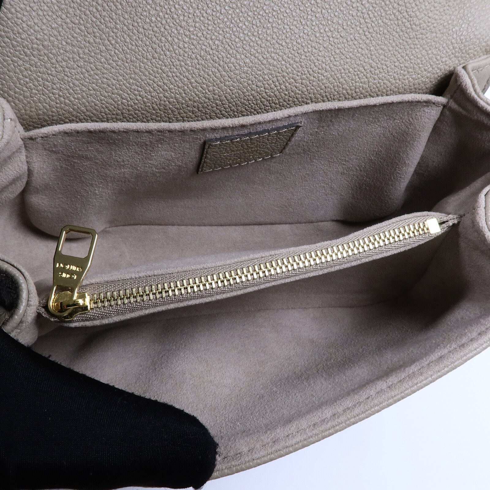 LOUIS VUITTON Monogram Empreinte Pochette Metis East West手挽肩背兩用袋