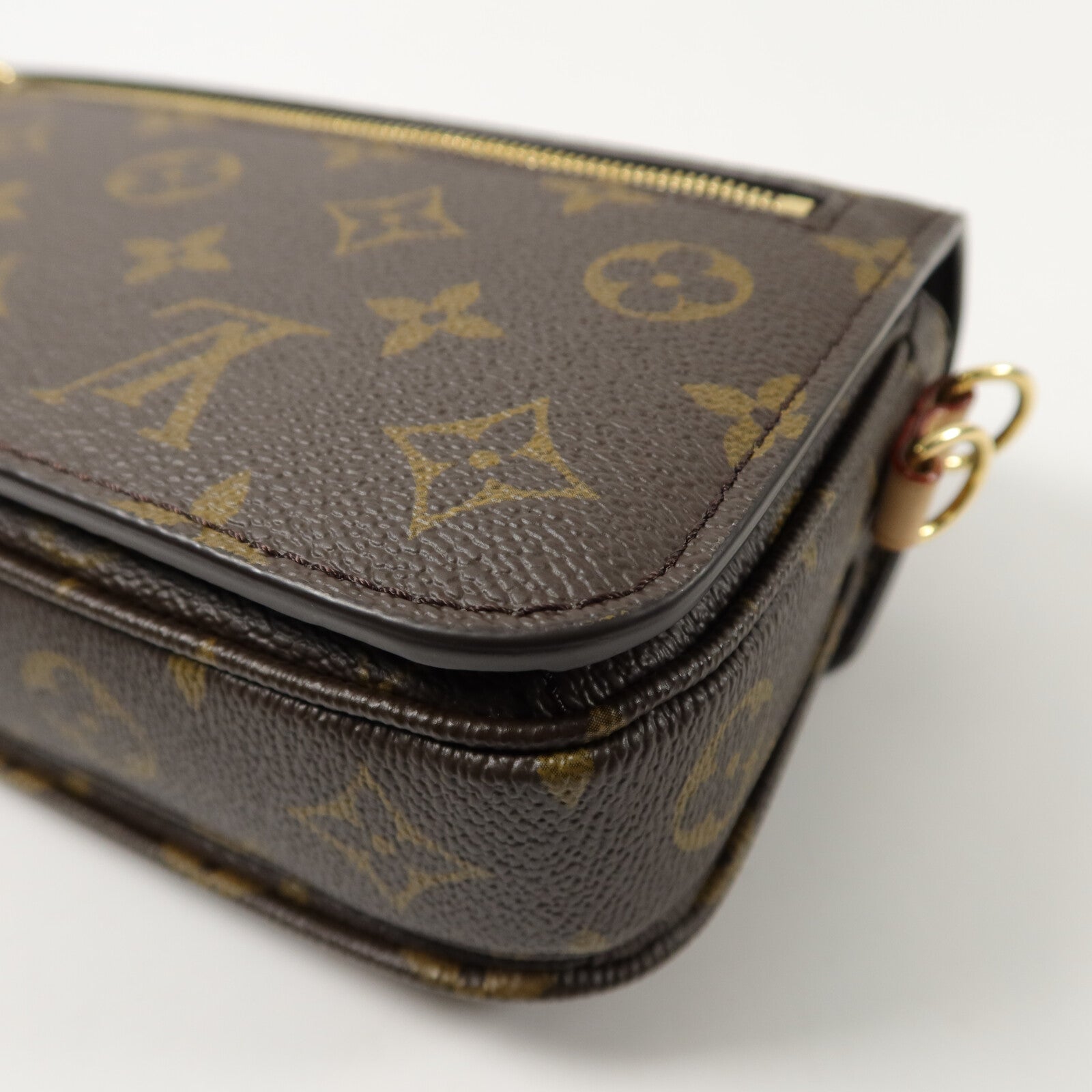 LOUIS VUITTON Monogram Pochette Metis East West手挽肩背兩用袋