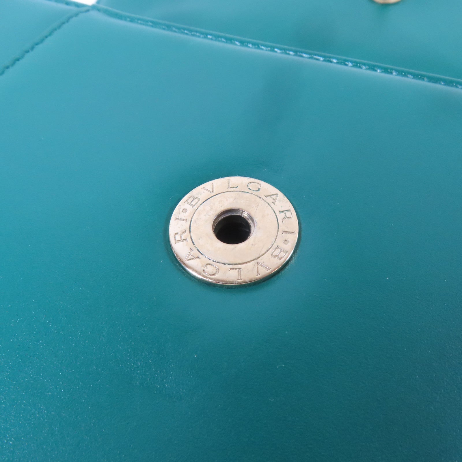 BVLGARI 牛皮皮革Serpenti Forever金扣鏈帶肩背袋綠色