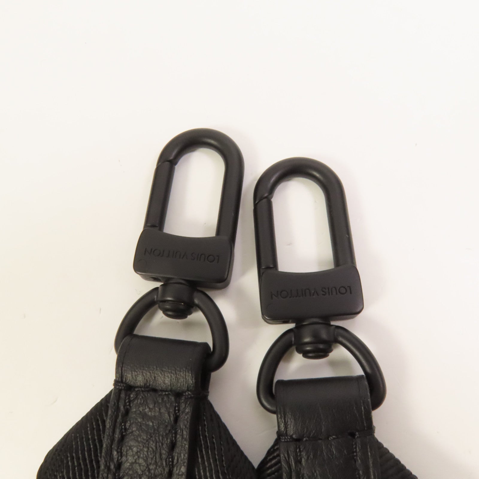 LOUIS VUITTON 【激減優惠】Mono-Shadow Noe Sling肩背袋
