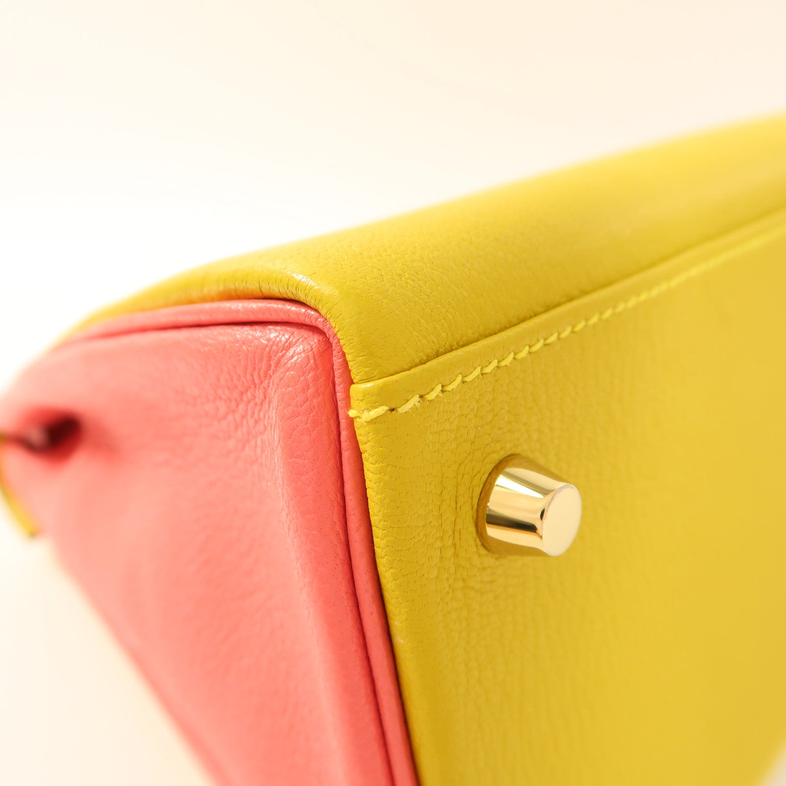 HERMES 【激減優惠】Chevre皮革Kelly 28金扣手挽肩背兩用袋Rose Azalee/Jaune Ambre