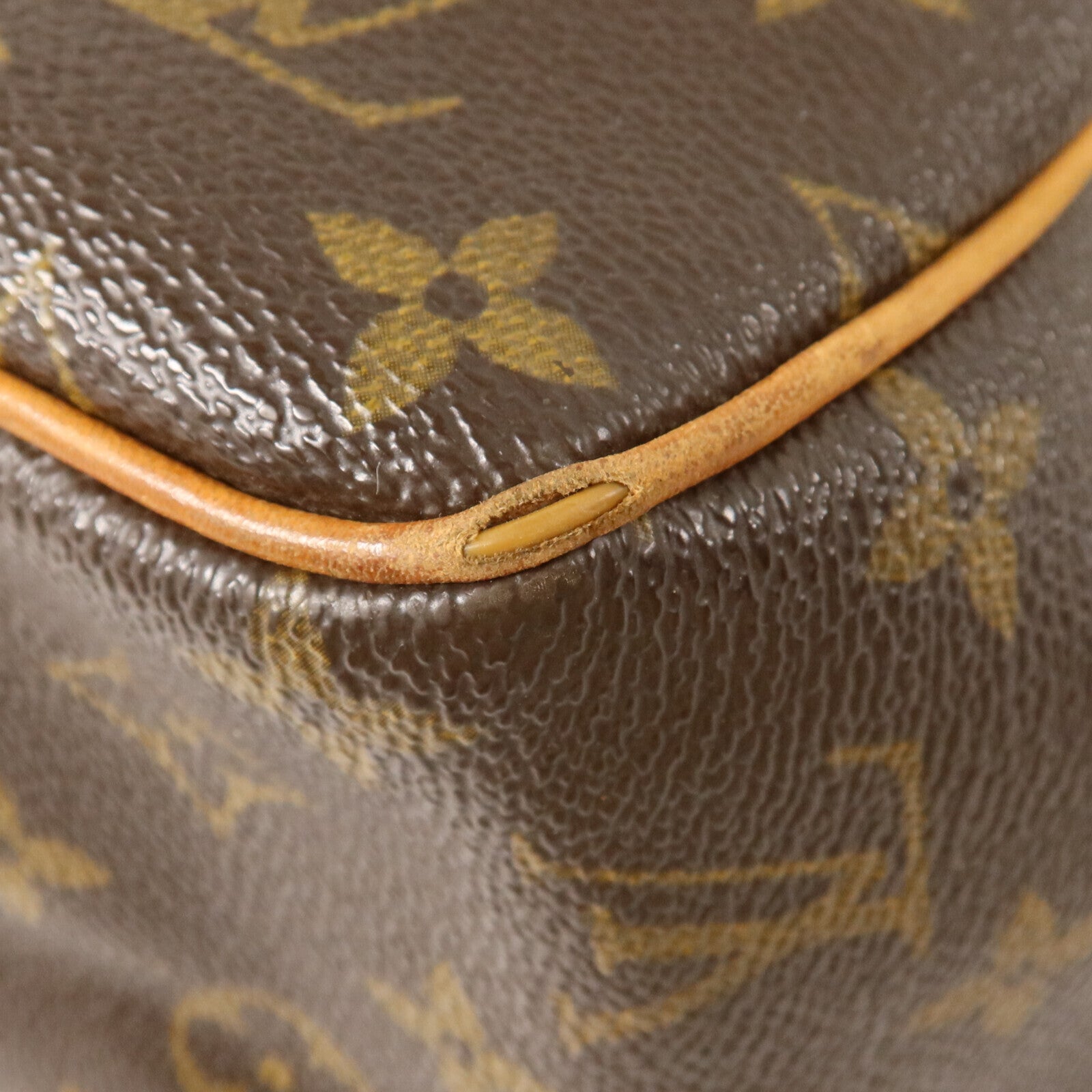 LOUIS VUITTON Monogram Batignolles金扣肩背袋