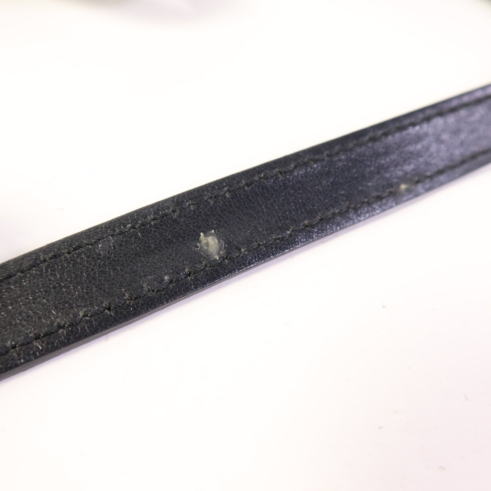 Salvatore Ferragamo 牛皮皮革Gancini Camera Bag金扣肩背袋