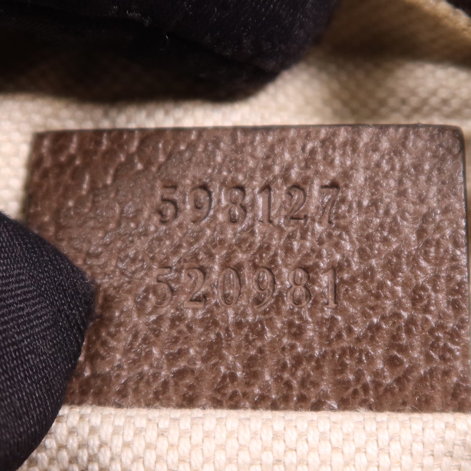 GUCCI 塗層帆布Shoulder Bag金扣肩背袋