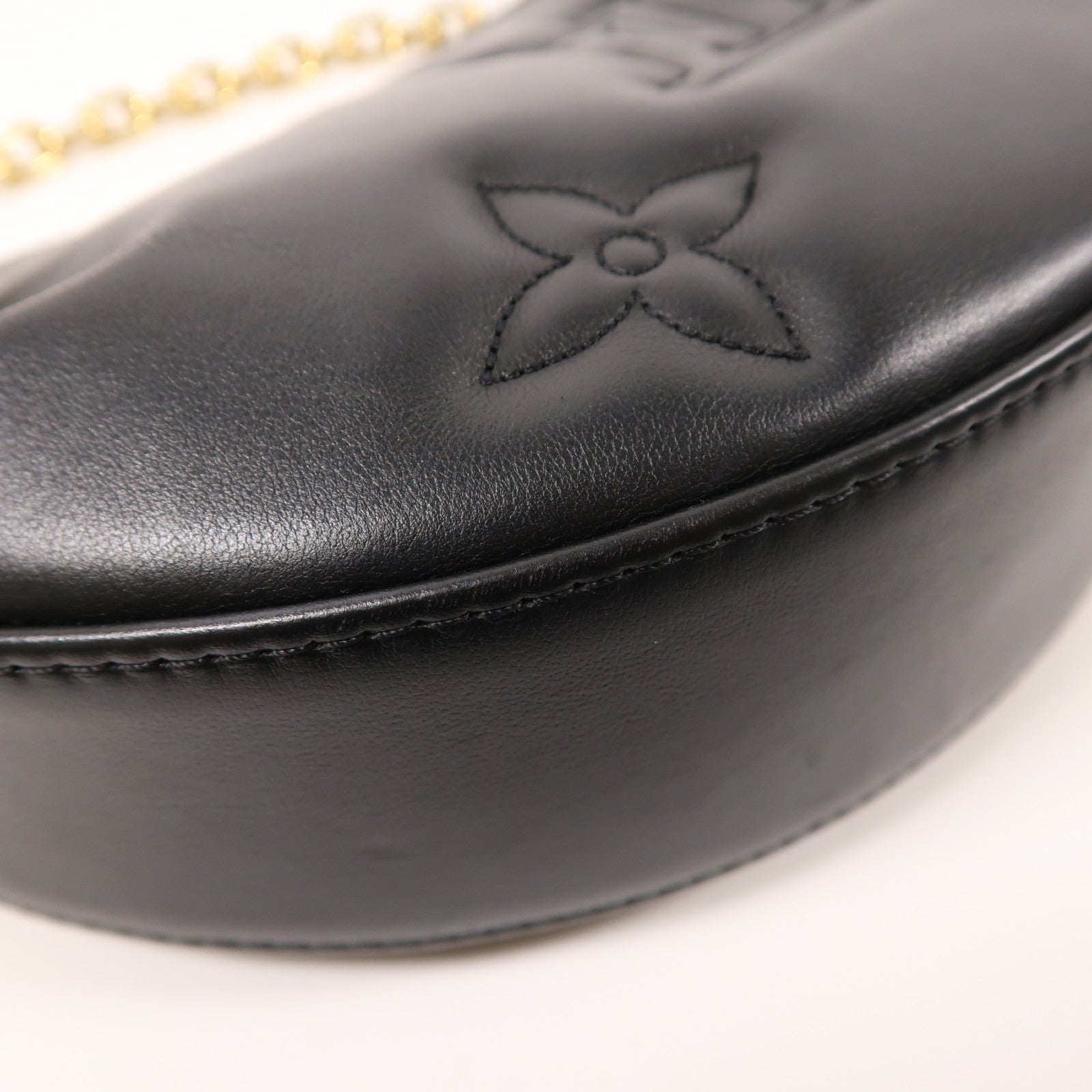 LOUIS VUITTON 牛皮皮革Bubble Glam Over The Moon金扣鏈帶肩背袋