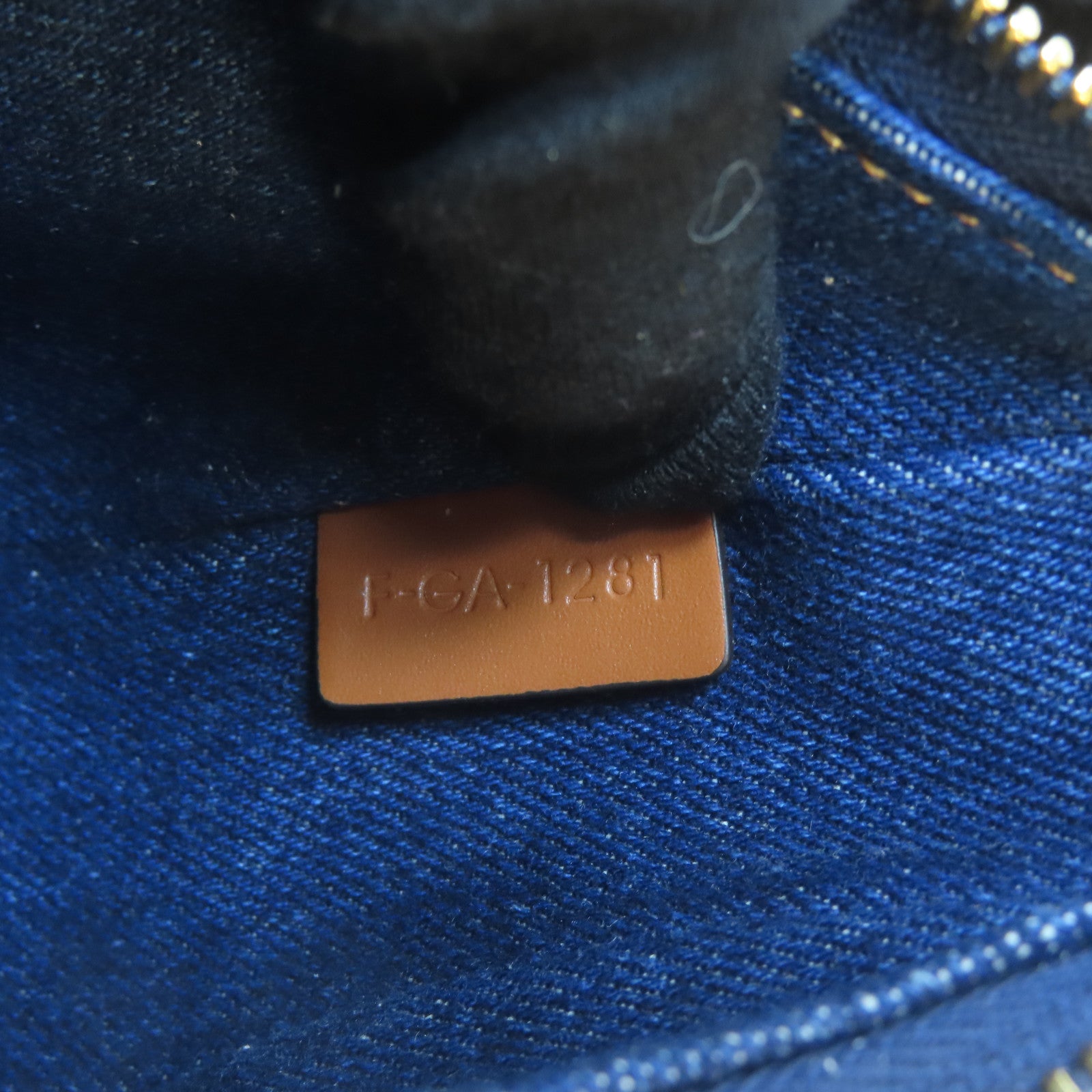 CELINE 牛仔布料/皮革Ava Bag金扣肩背袋藍色/啡色