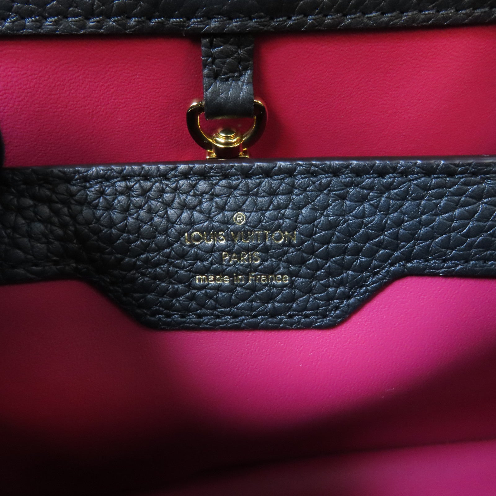 LOUIS VUITTON 牛皮皮革Capucines MM金扣手挽肩背兩用袋黑色