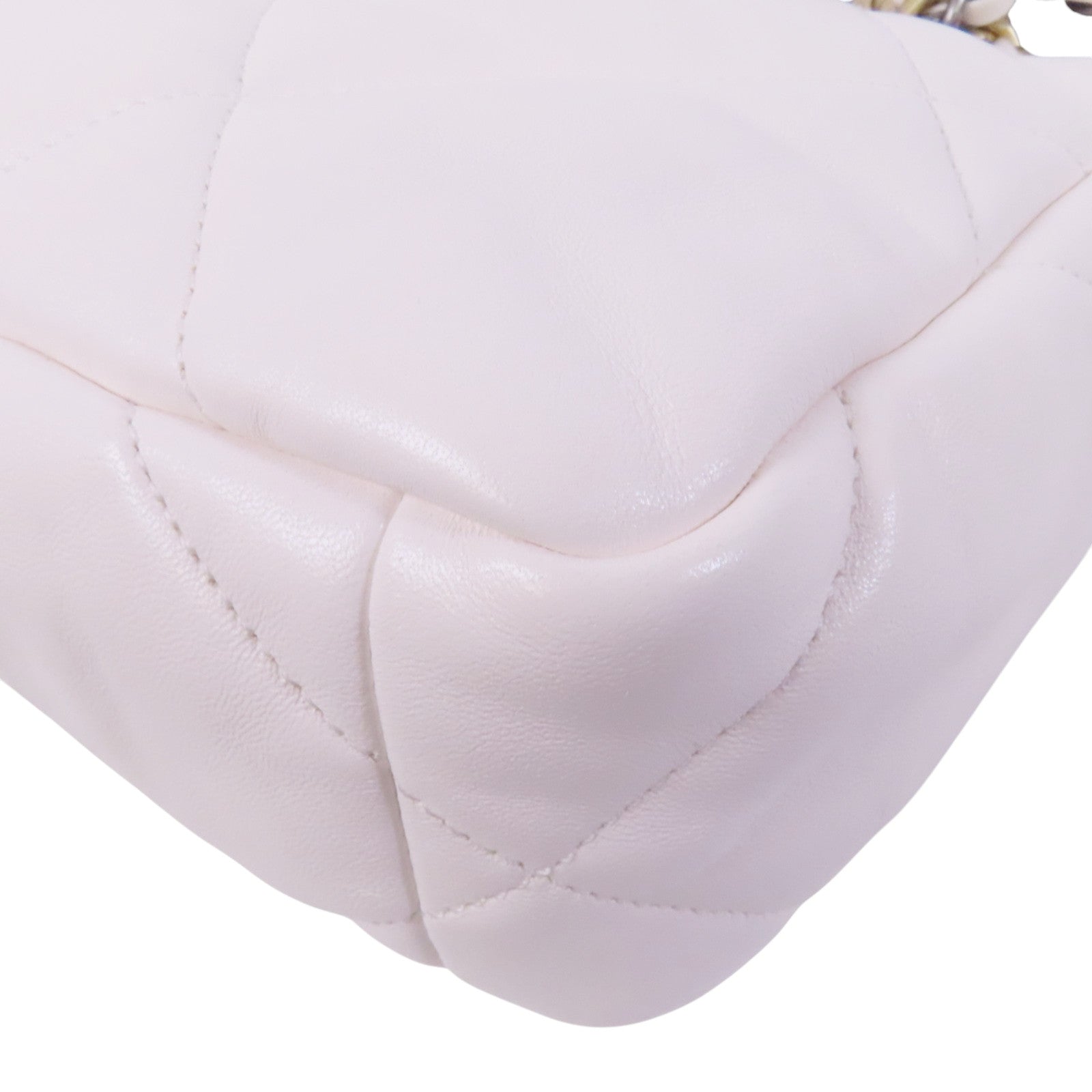 CHANEL 羊皮皮革Chanel 19 Small金扣鏈帶手挽肩背兩用袋