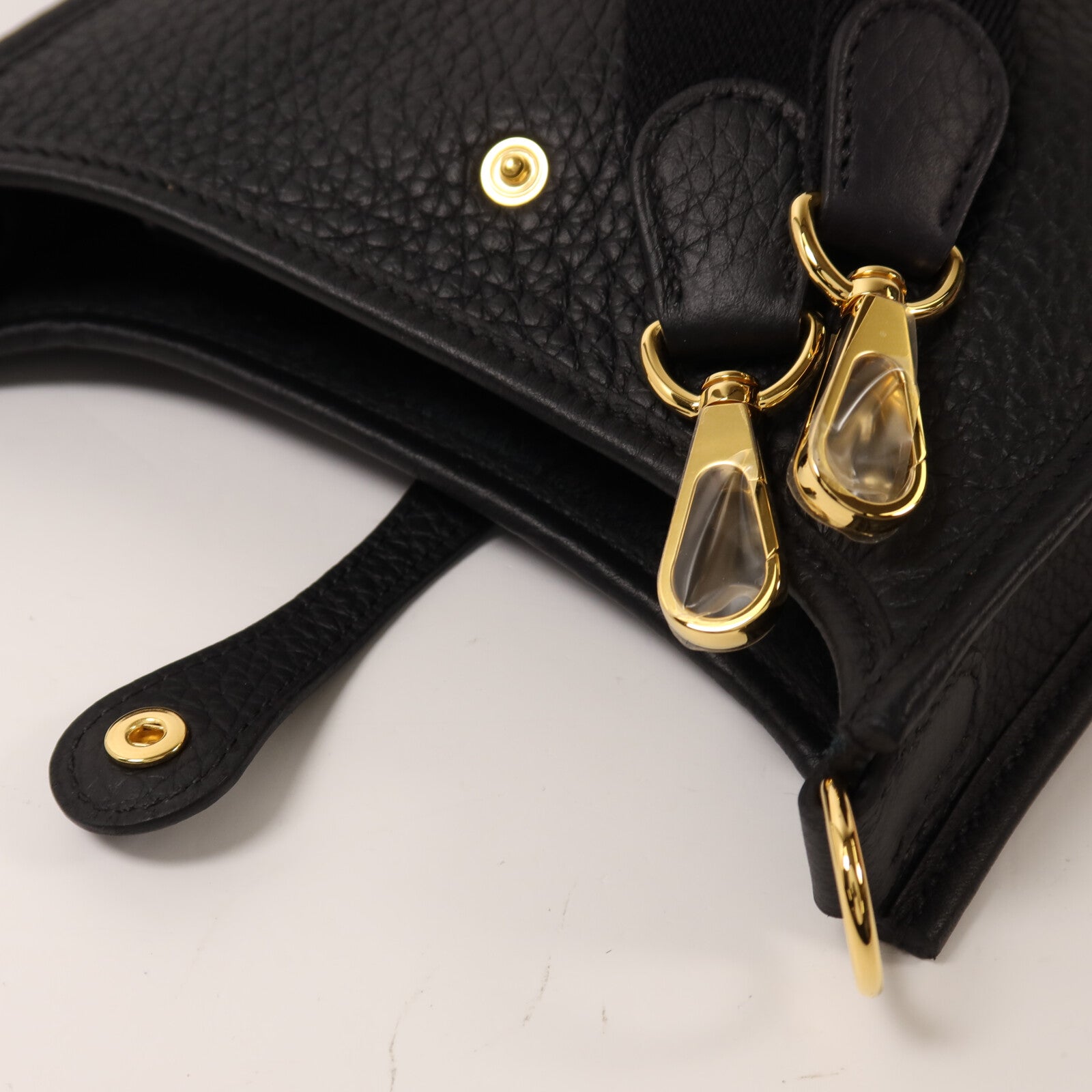 HERMES Clemence皮革Evelyne TPM金扣肩背袋Noir