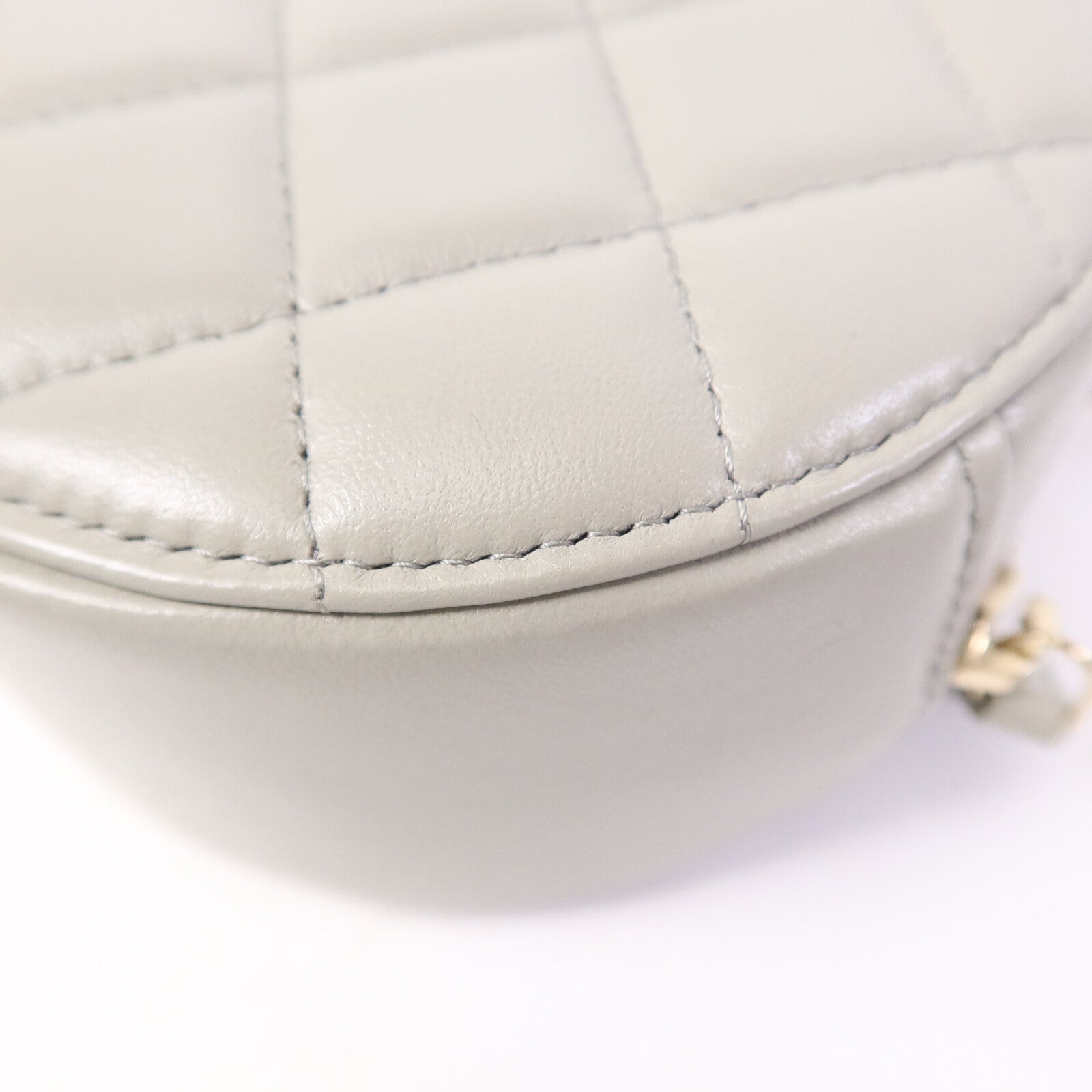 CHANEL 羊皮皮革Vanity Case鏈帶肩背袋