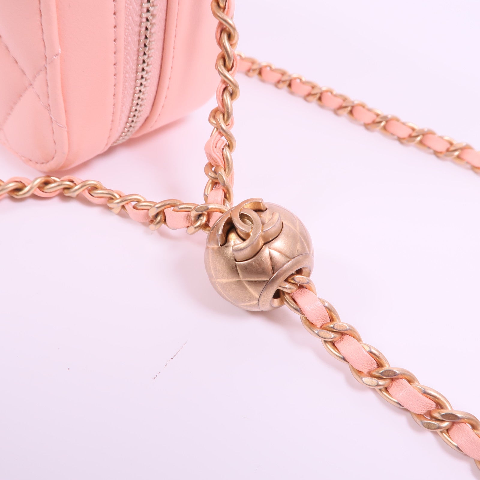 CHANEL 羊皮皮革Camera Gold Ball金扣鏈帶肩背袋