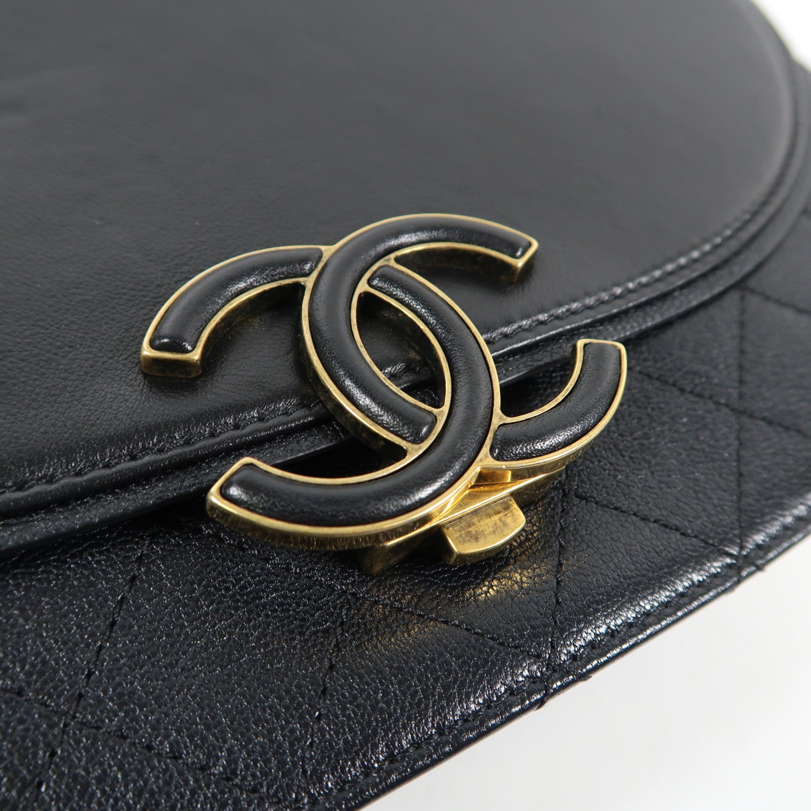 CHANEL 【激減優惠】牛皮皮革Chain Shoulder金扣手挽肩背兩用袋黑色