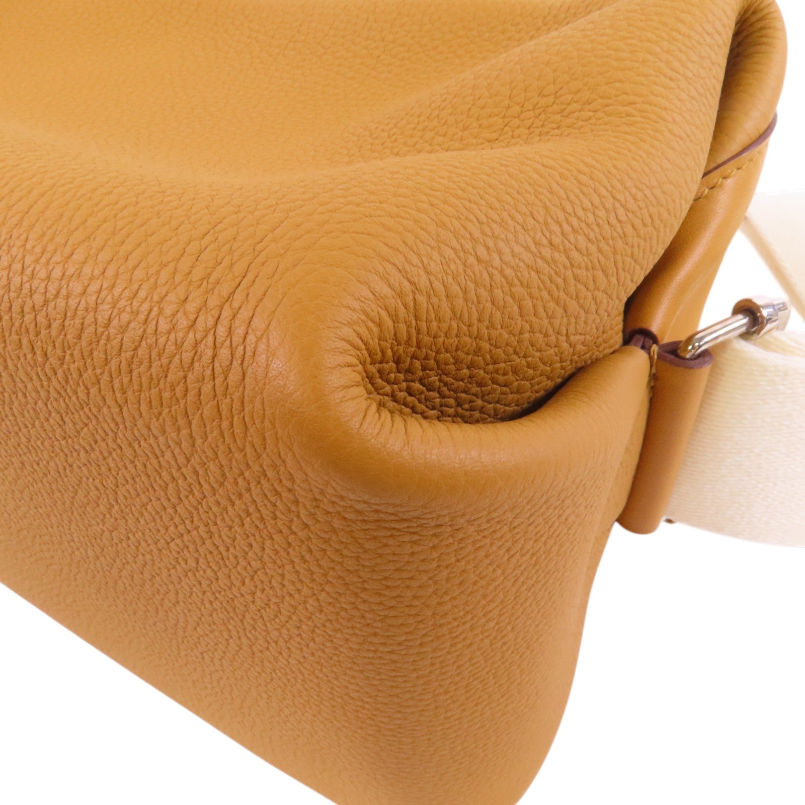 HERMES Togo皮革Emile 30銀扣肩背袋