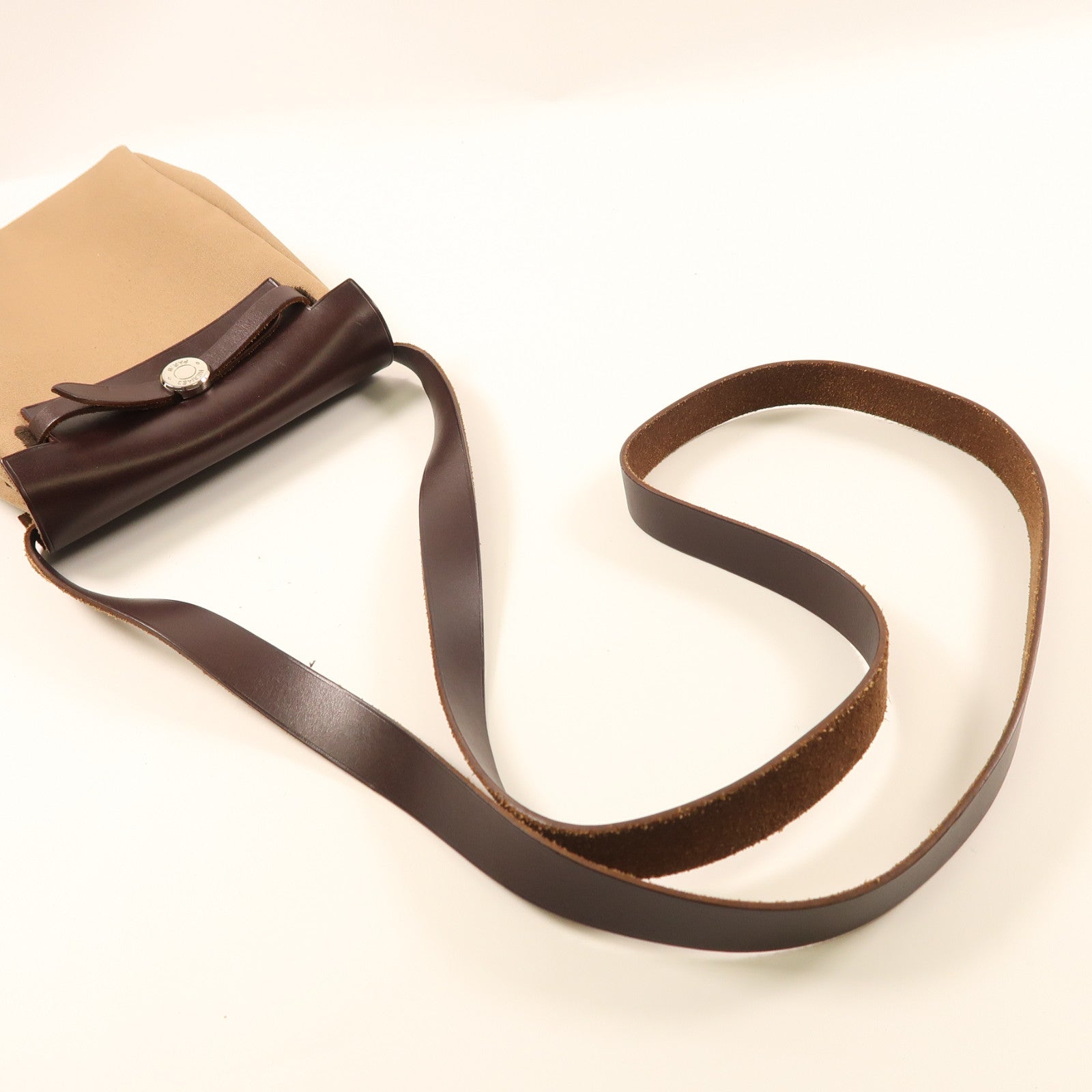HERMES 帆布Herbag TPM銀扣肩背袋Alezan栗子色