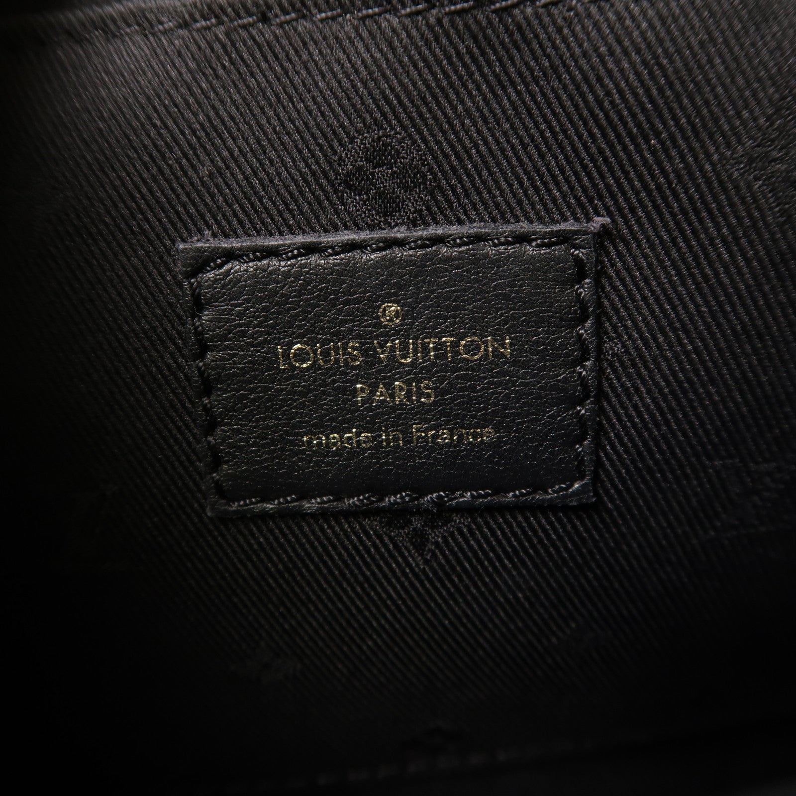 LOUIS VUITTON 牛皮皮革Bubble Glam Over The Moon金扣鏈帶肩背袋