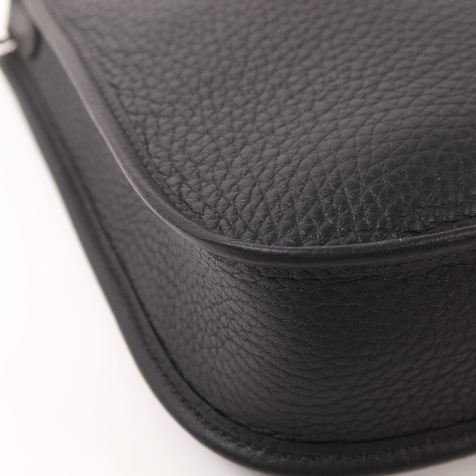 HERMES Clemence皮革Evelyne TPM金扣肩背袋Noir