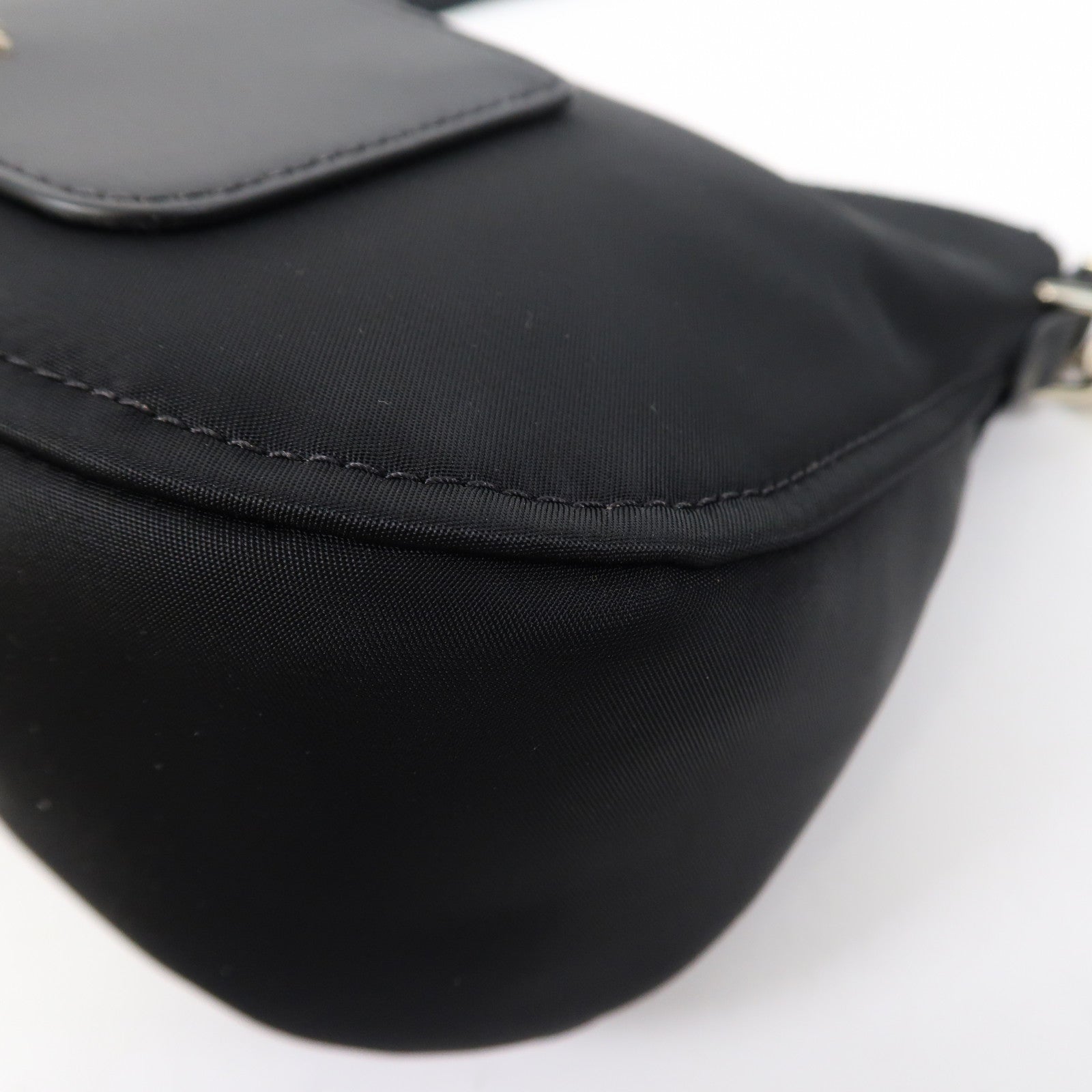 Kate Spade 尼龍Shoulder Bag金扣肩背袋黑色