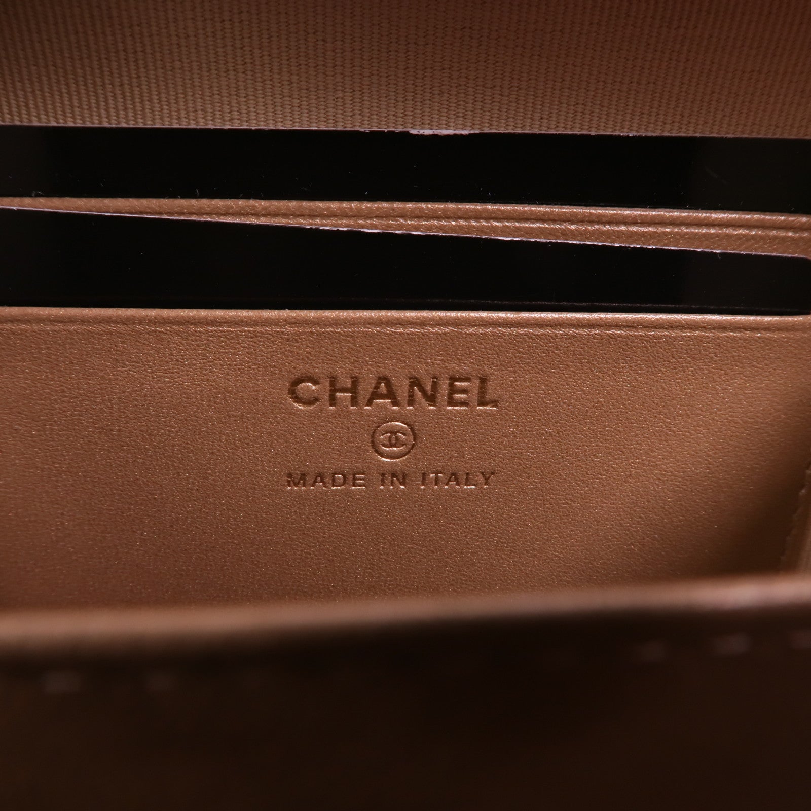CHANEL 羊皮皮革Camera Gold Ball金扣鏈帶肩背袋
