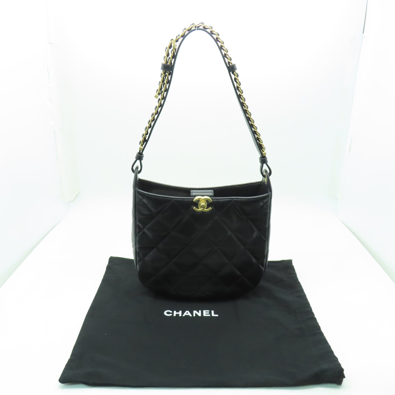 CHANEL 【激減優惠】菱格羊皮皮革Shoulder Bag金扣肩背袋黑色