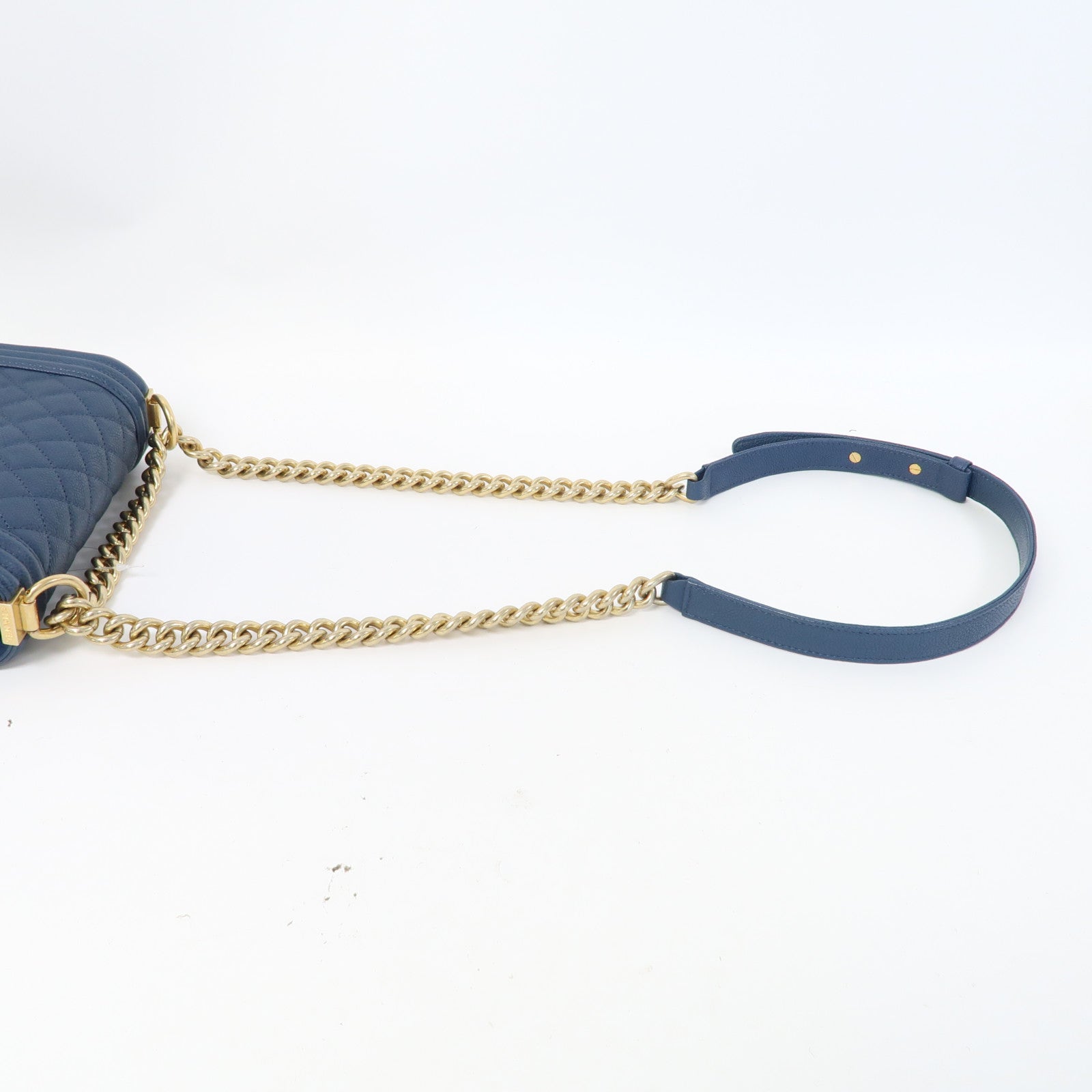 CHANEL Caviar皮革Boy 20cm金扣鏈帶肩背袋藍色