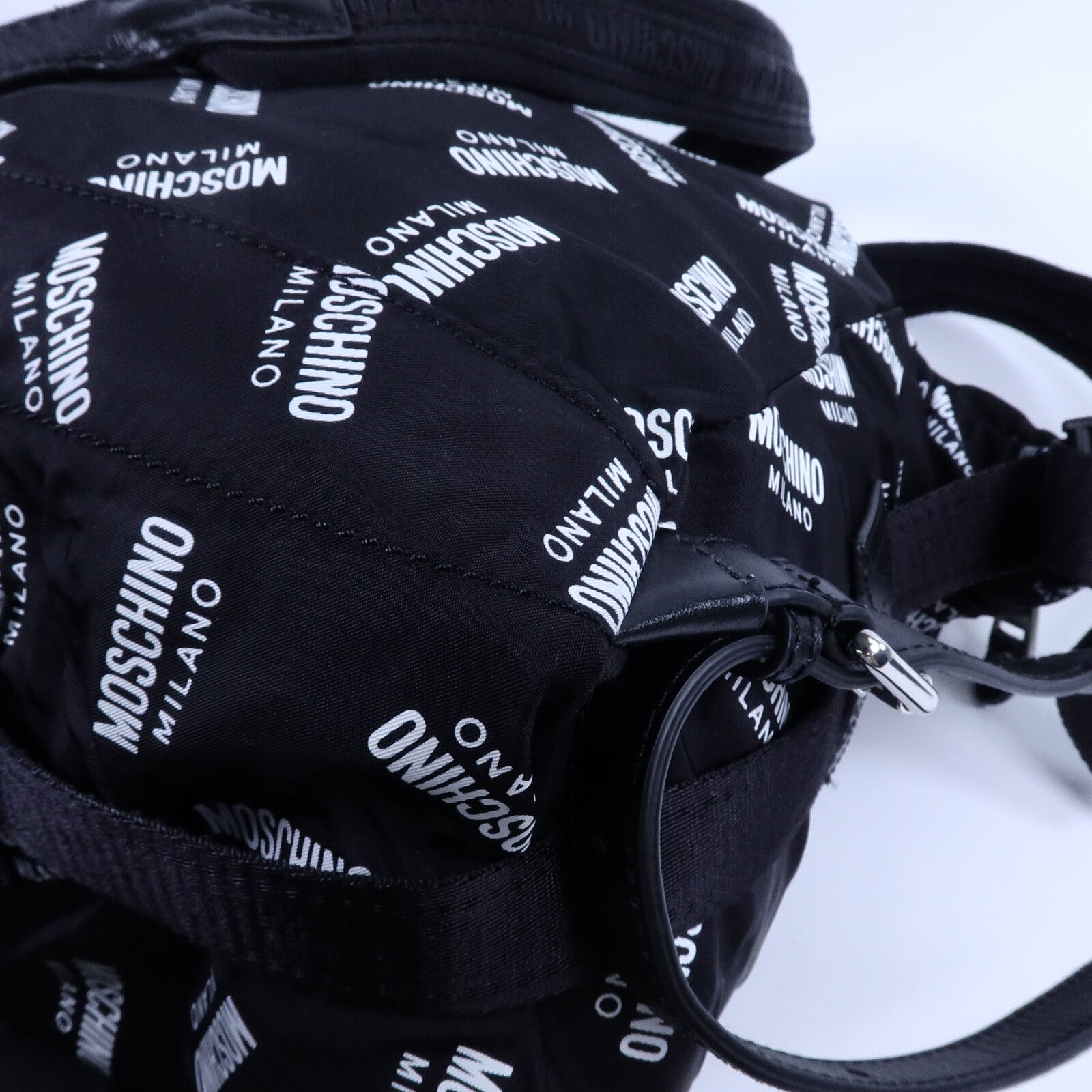 MOSCHINO 尼龍Backpack背包
