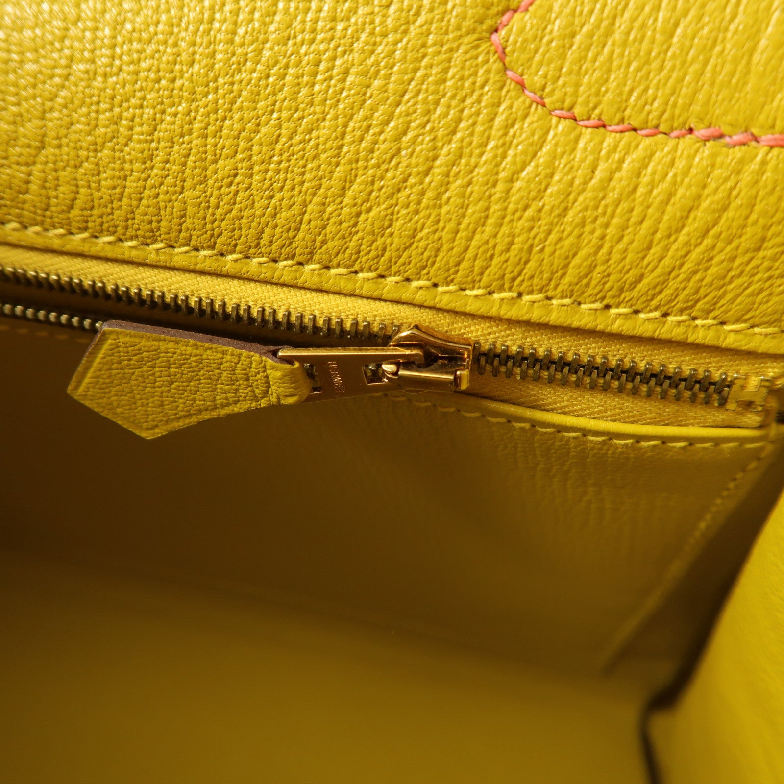 HERMES 【激減優惠】Chevre皮革Kelly 28金扣手挽肩背兩用袋Rose Azalee/Jaune Ambre