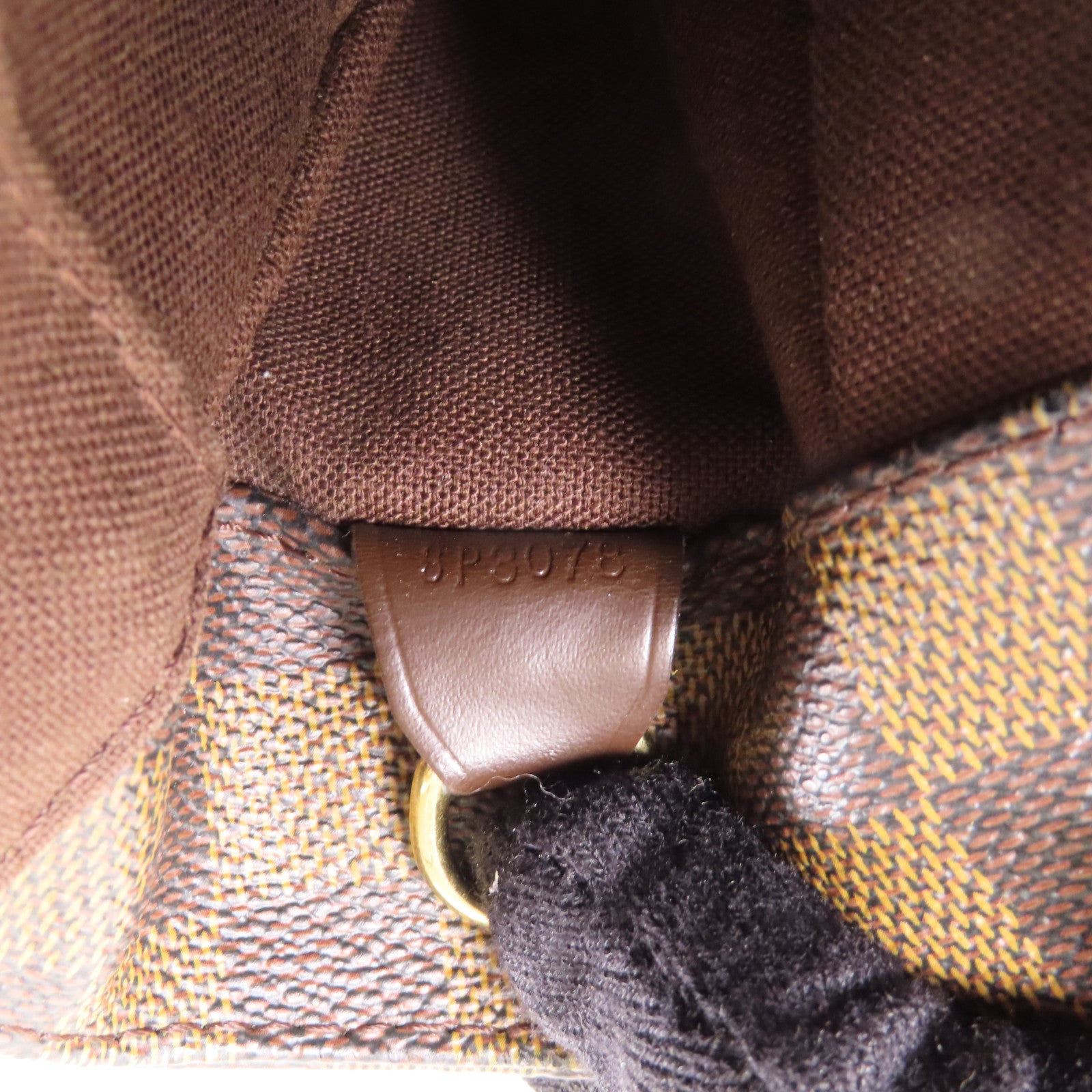 LOUIS VUITTON Damier Bastille金扣肩背袋