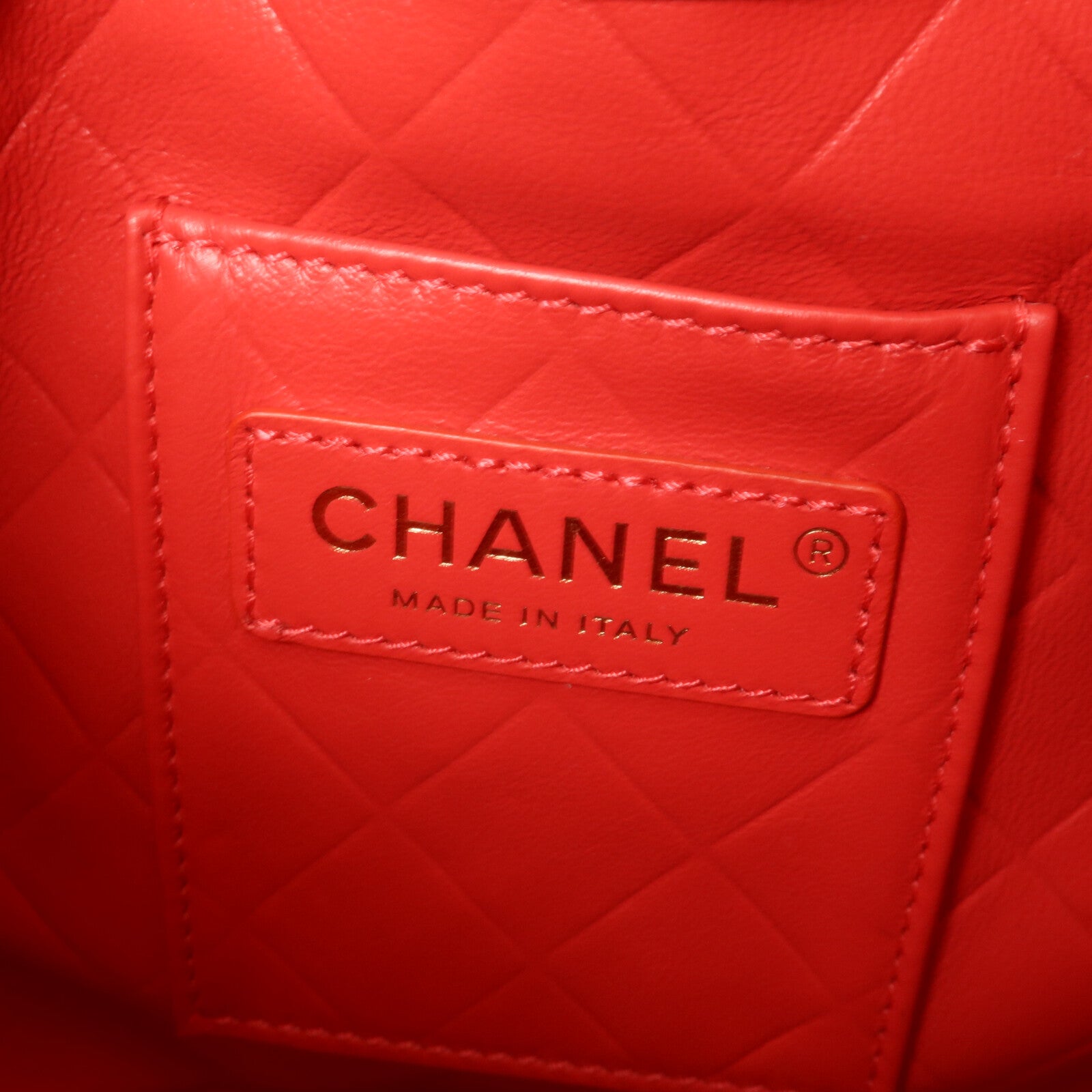 CHANEL 牛皮皮革Drawstring鏈帶肩背袋