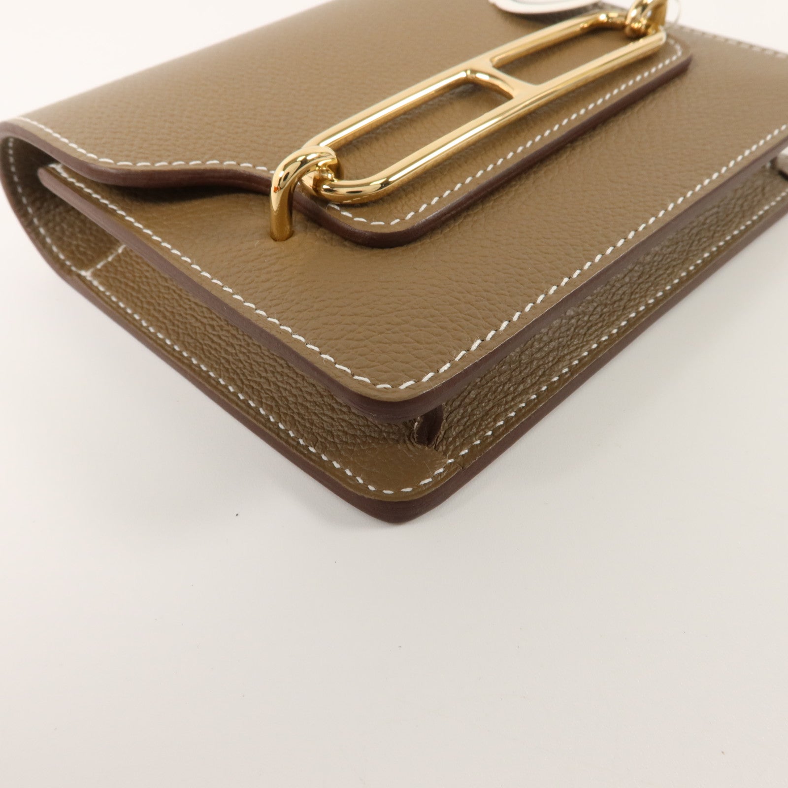HERMES Evercolor皮革Roulis Slim金扣手拿包Etoupe