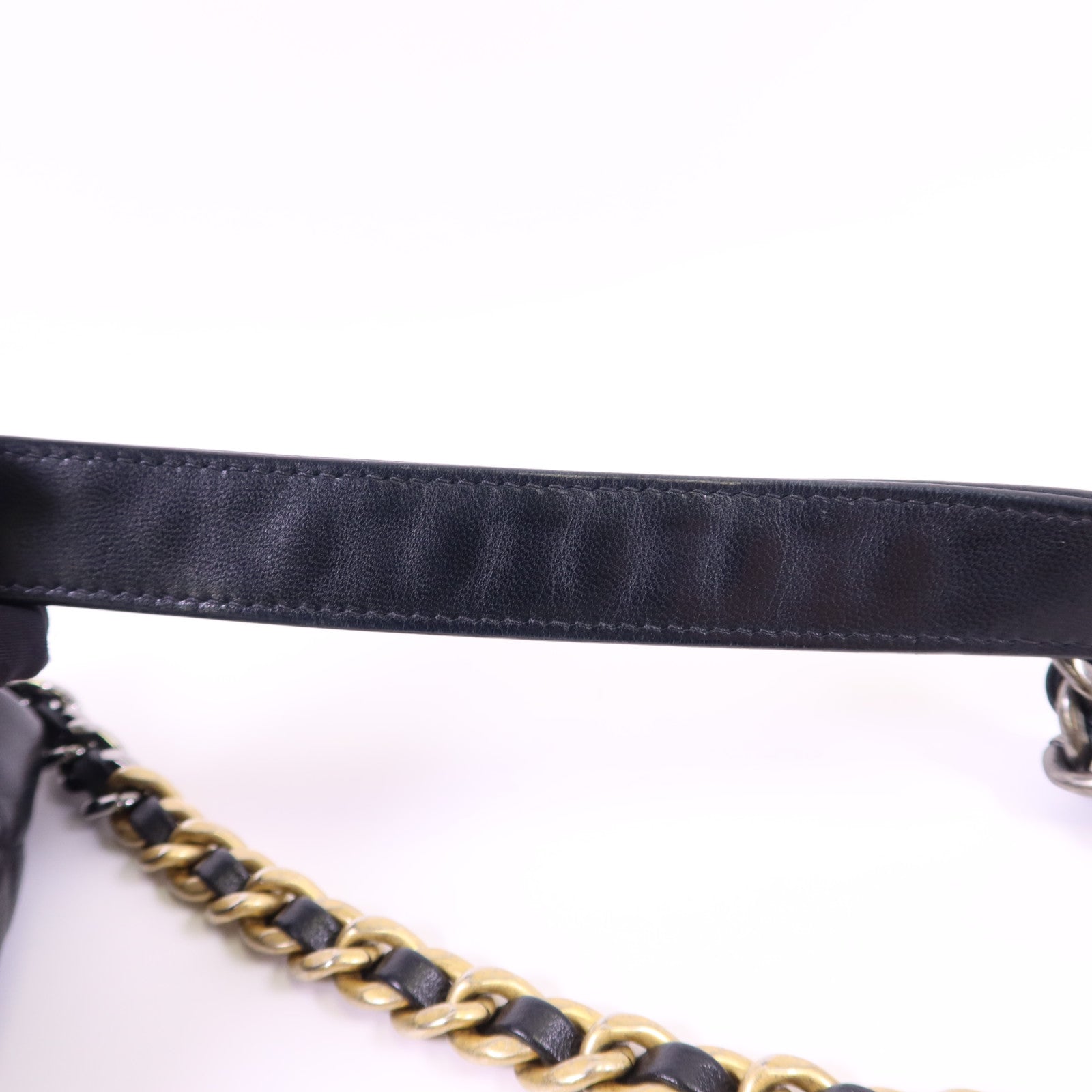 CHANEL 【激減優惠】羊皮皮革Classic 19 Small鏈帶肩背袋