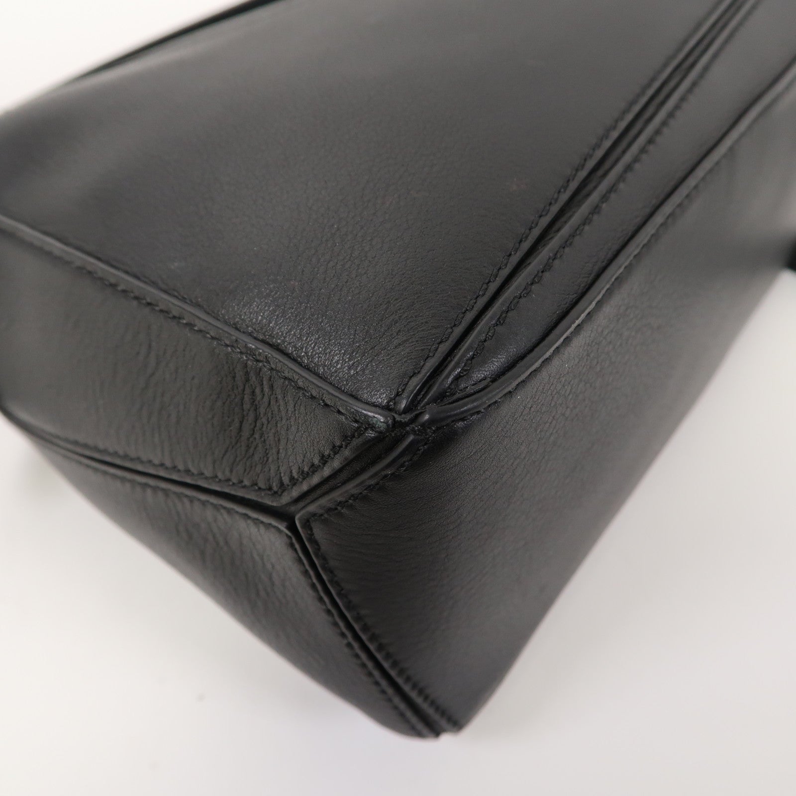 LOEWE 牛皮皮革Small Puzzle銀扣手挽肩背兩用袋黑色