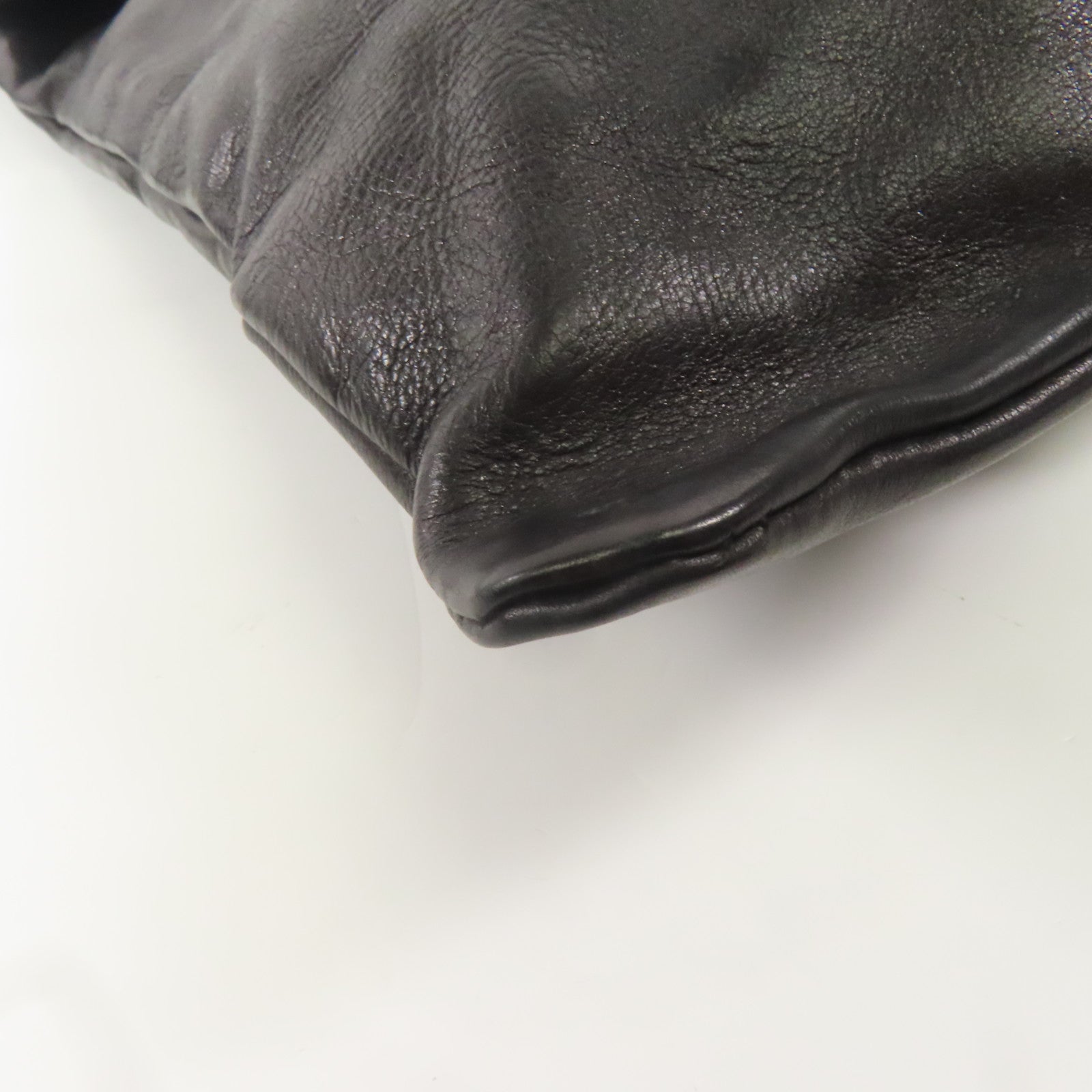 PRADA 牛皮皮革Shoulder Bag銀扣肩背袋黑色
