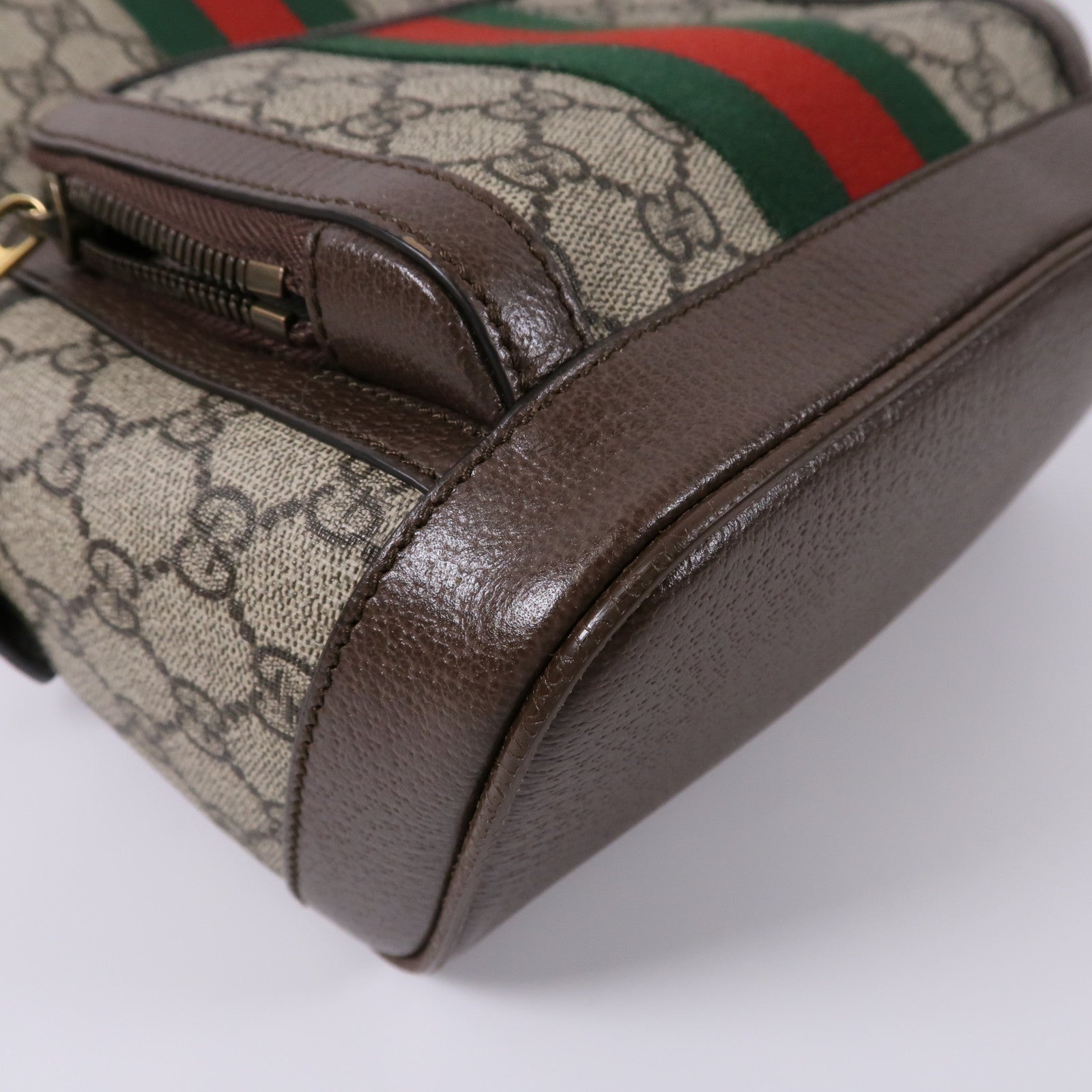 GUCCI 塗層帆布GG Supreme Backpack背包